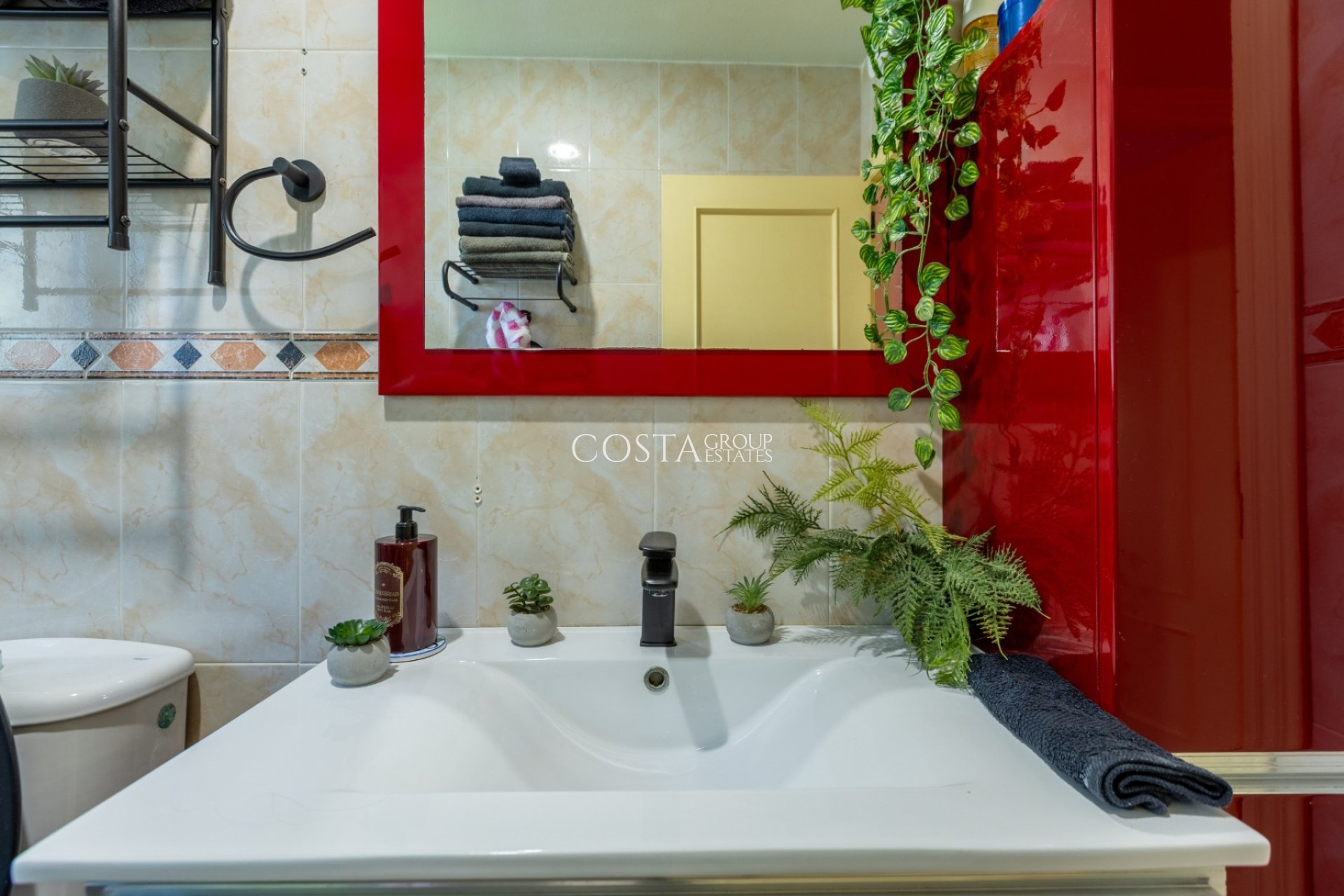 Herverkoop - Villa -
Benijofar