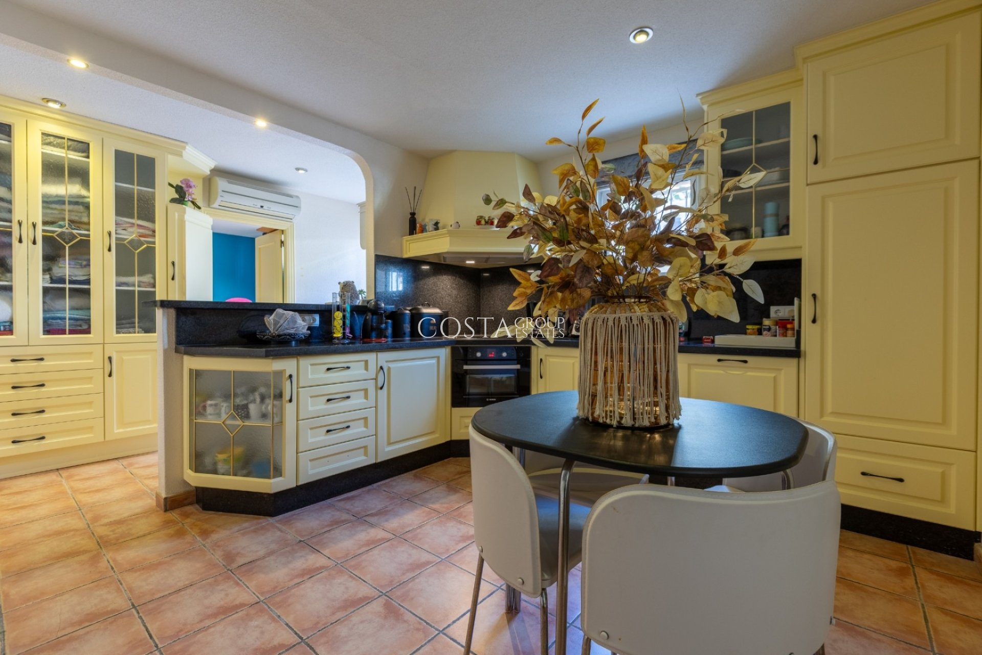 Herverkoop - Villa -
Benijofar