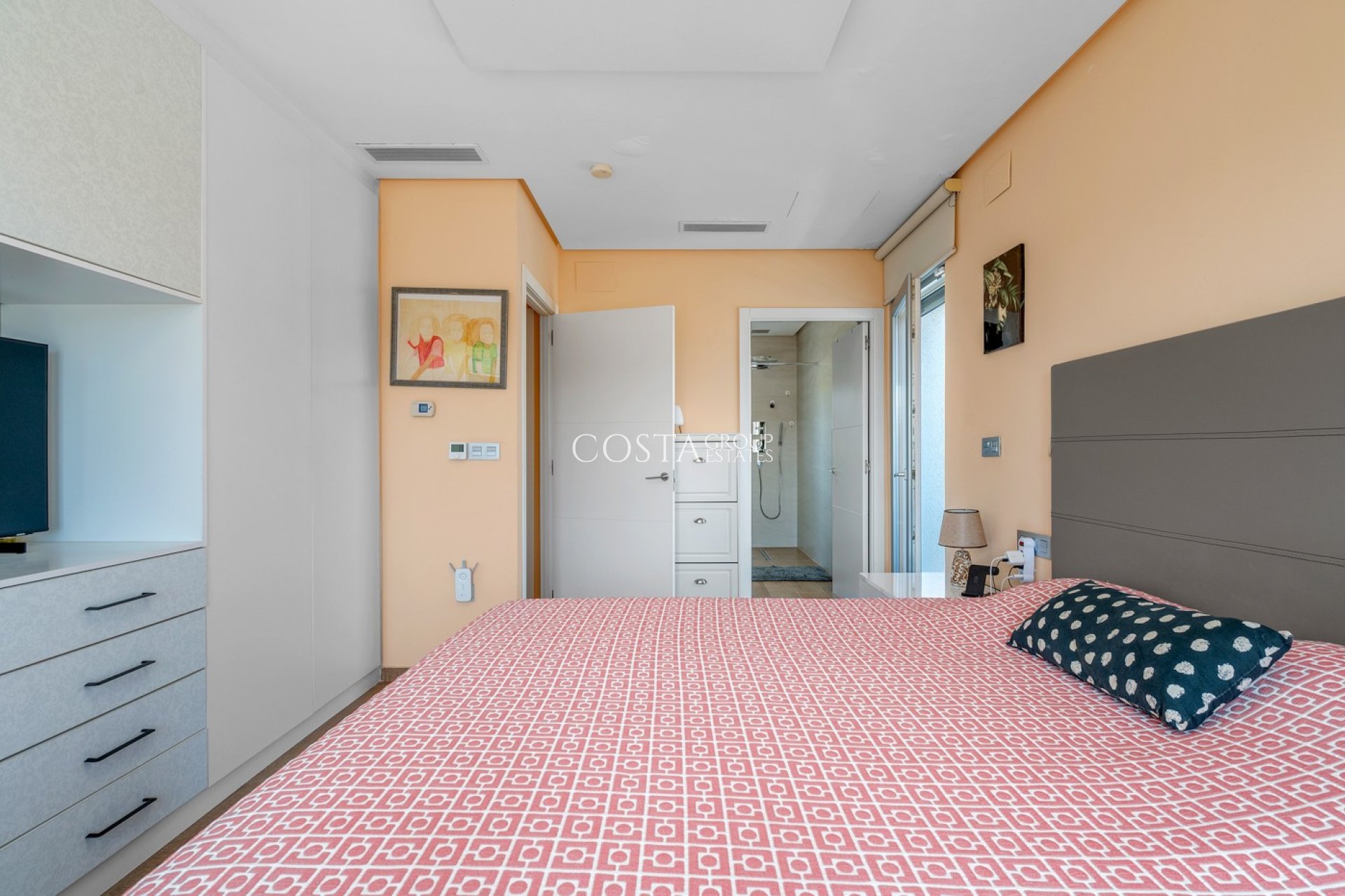 Herverkoop - Villa -
Benijofar