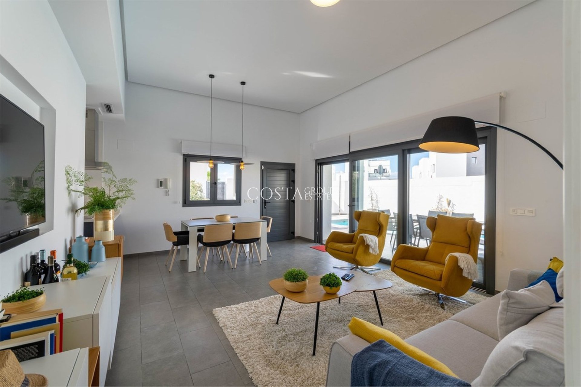 Herverkoop - Villa -
Benijofar