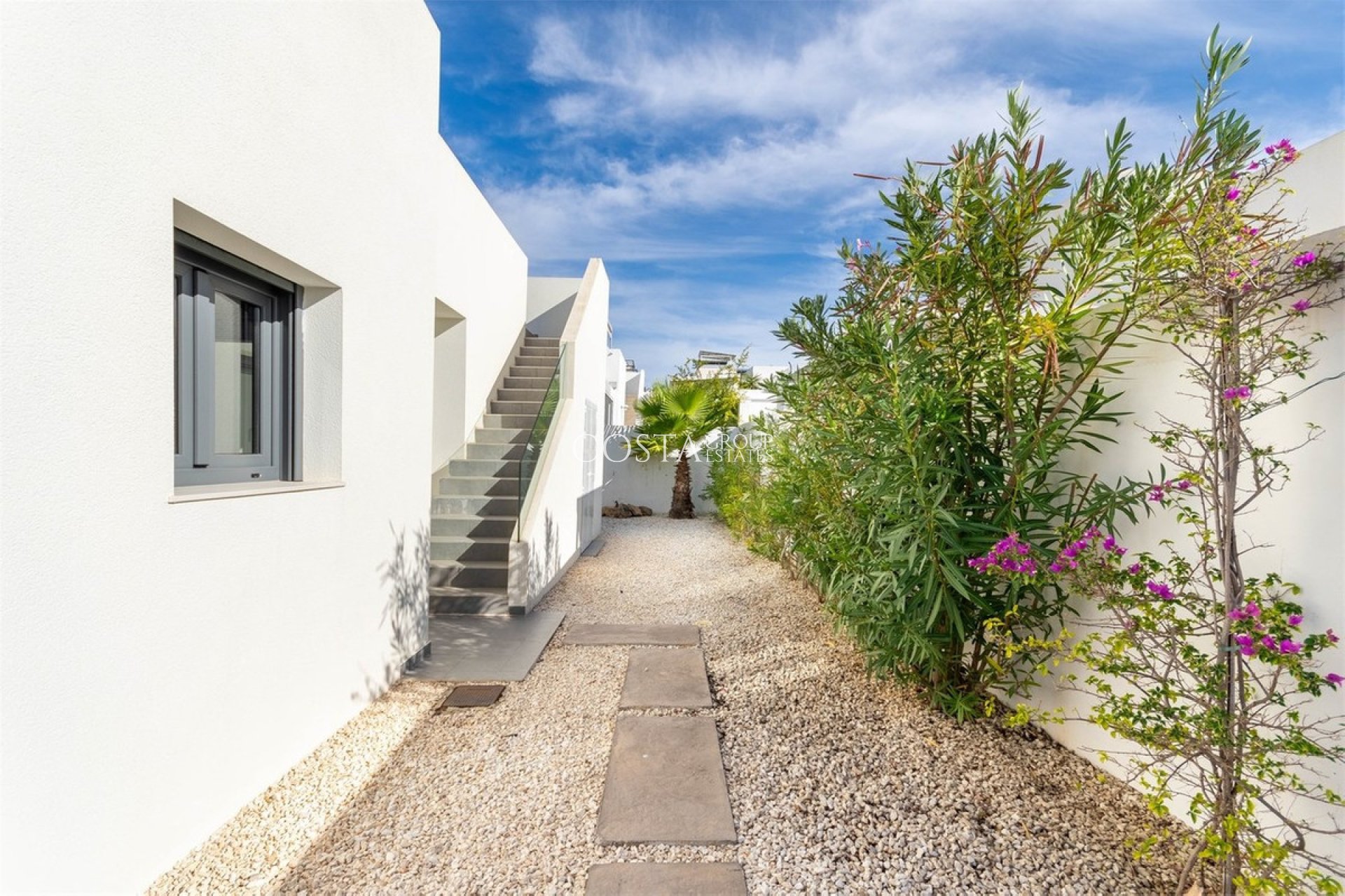 Herverkoop - Villa -
Benijofar