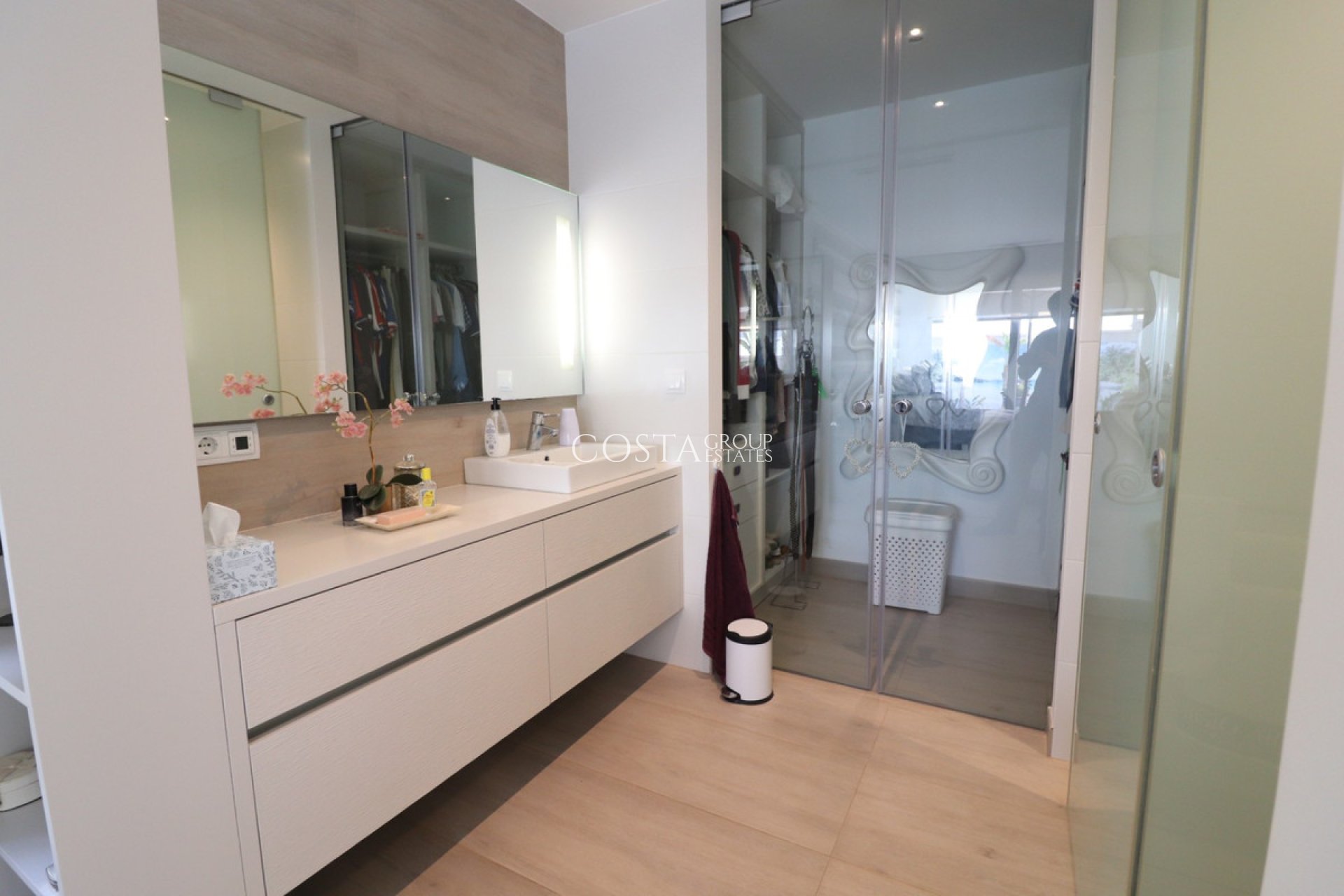 Herverkoop - Villa -
Benijofar