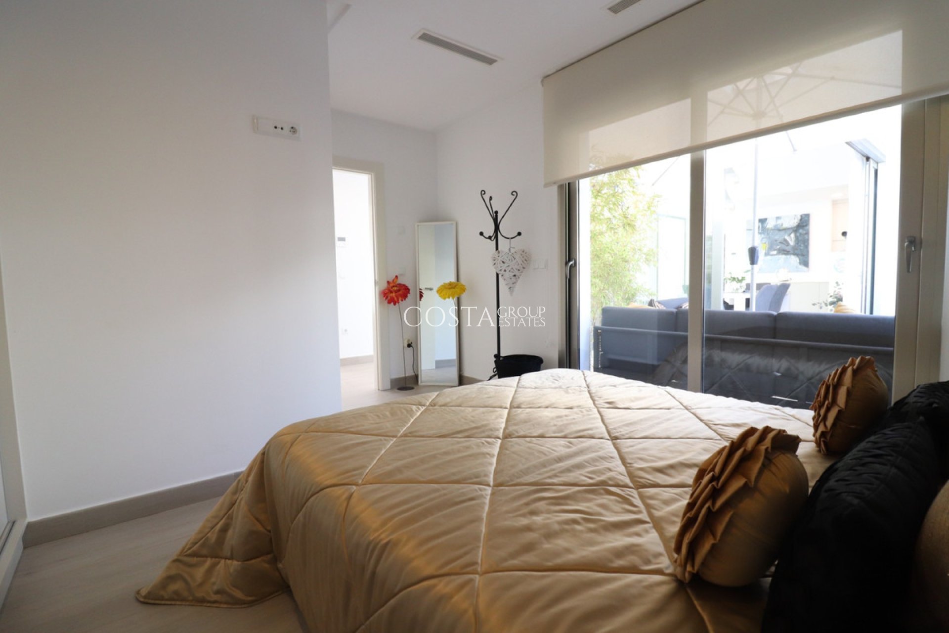 Herverkoop - Villa -
Benijofar