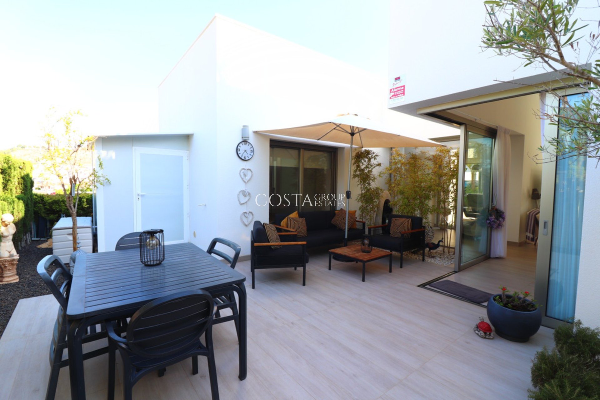 Herverkoop - Villa -
Benijofar