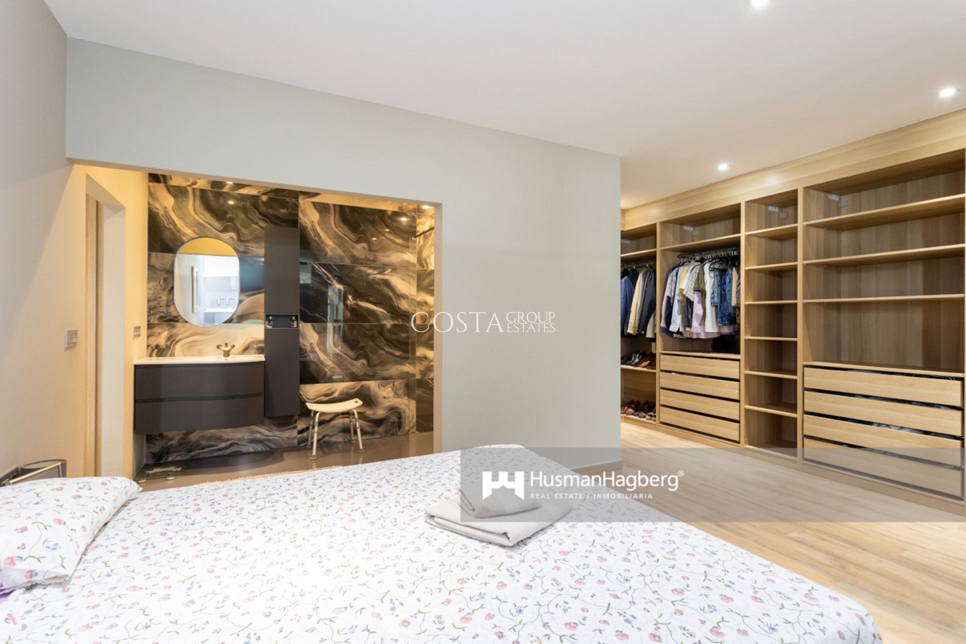 Herverkoop - Villa -
Benijofar