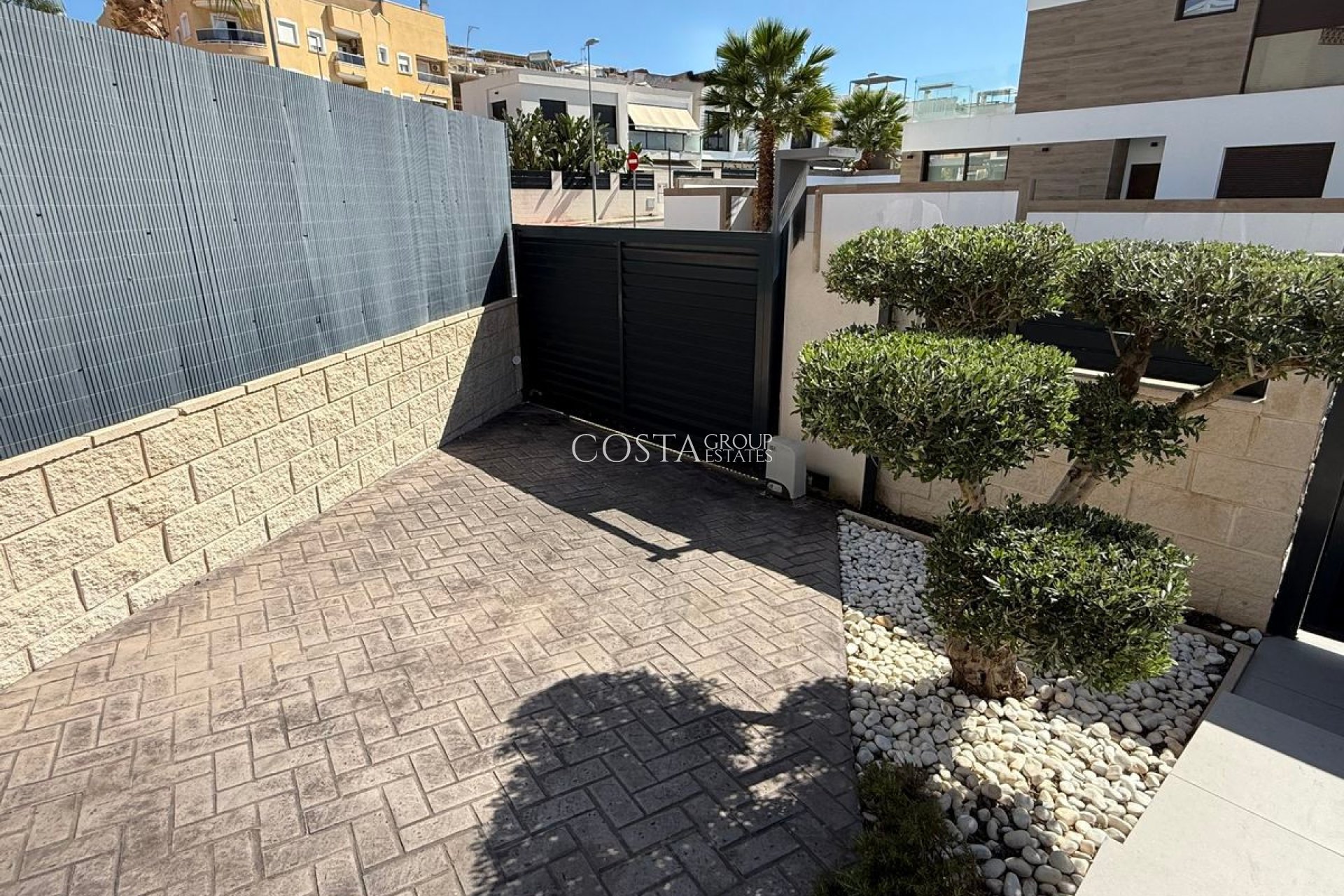 Herverkoop - Villa -
Benijofar