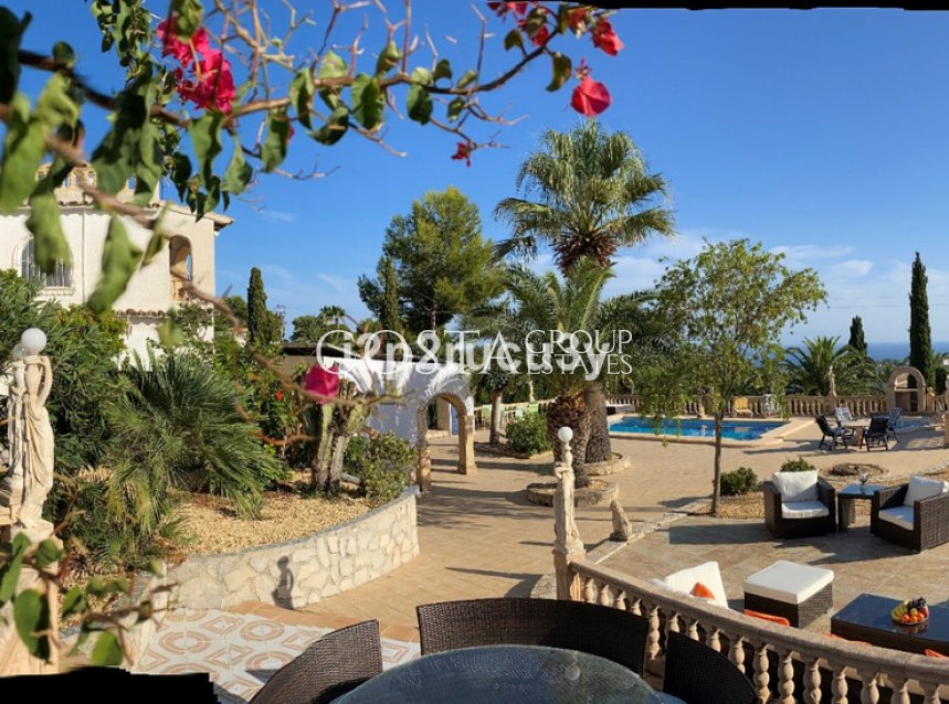 Herverkoop - Villa -
Benissa - Benissa Centro