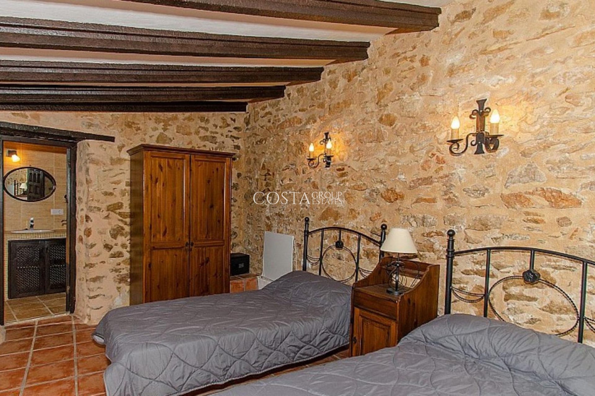 Herverkoop - Villa -
Benissa - Benissa Centro