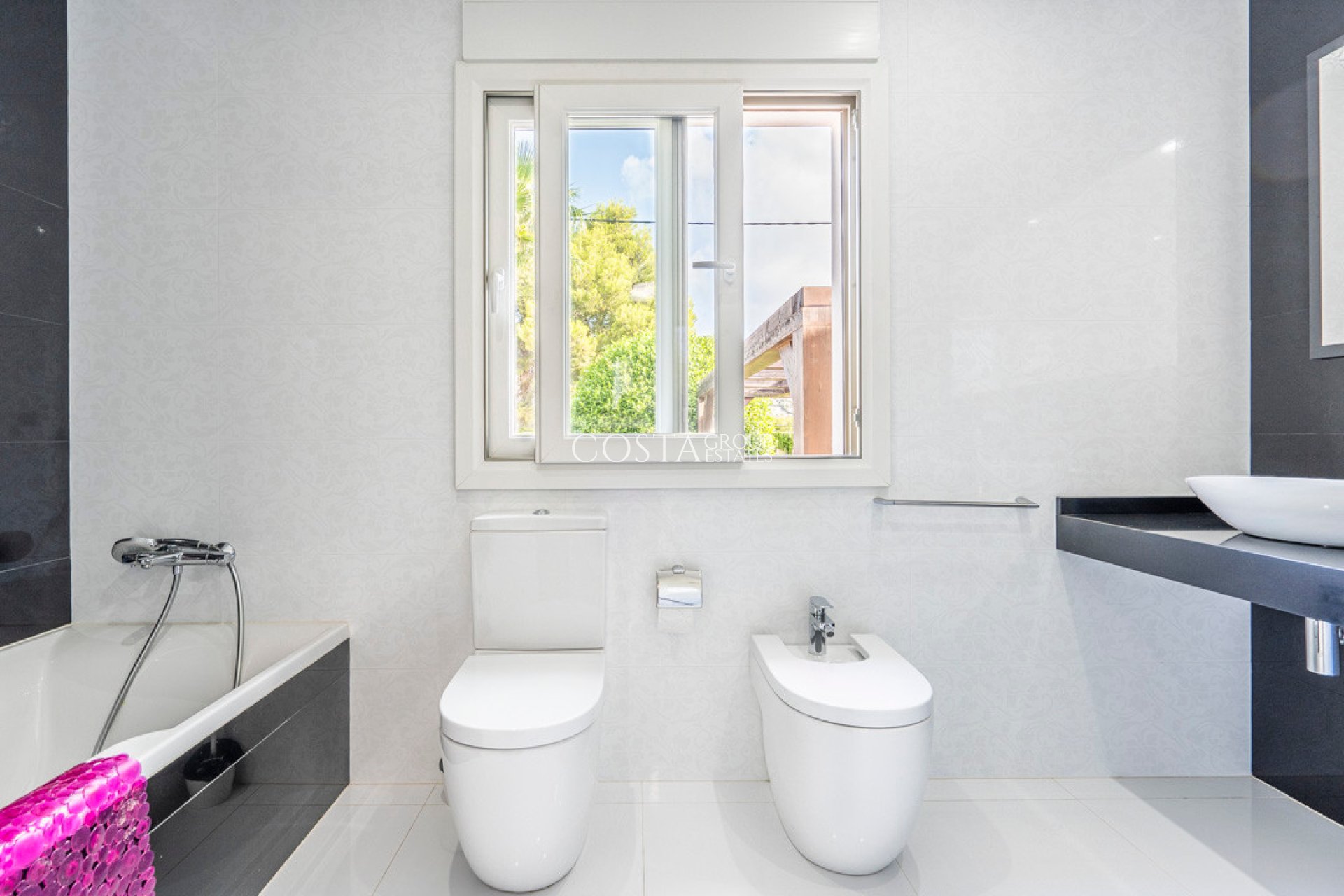 Herverkoop - Villa -
Benissa - Benissa Centro