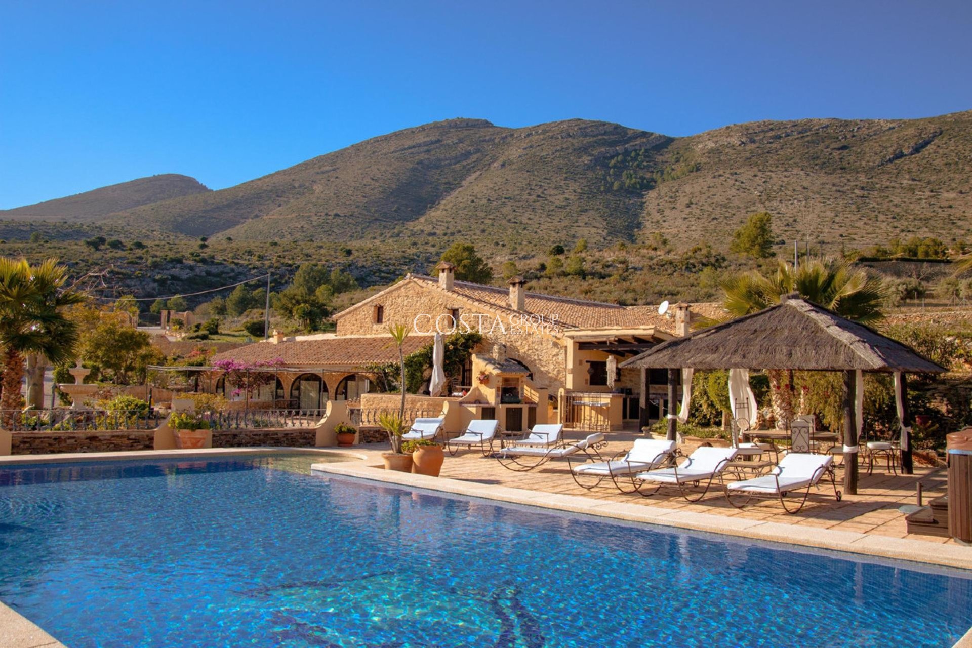 Herverkoop - Villa -
Benissa - Benissa Centro