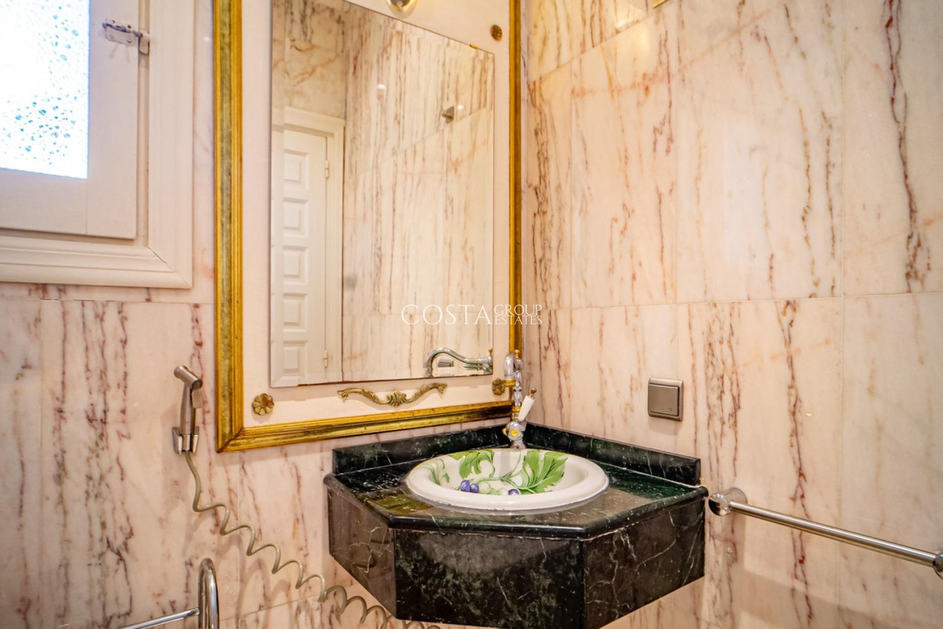 Herverkoop - Villa -
Benissa - Benissa Centro