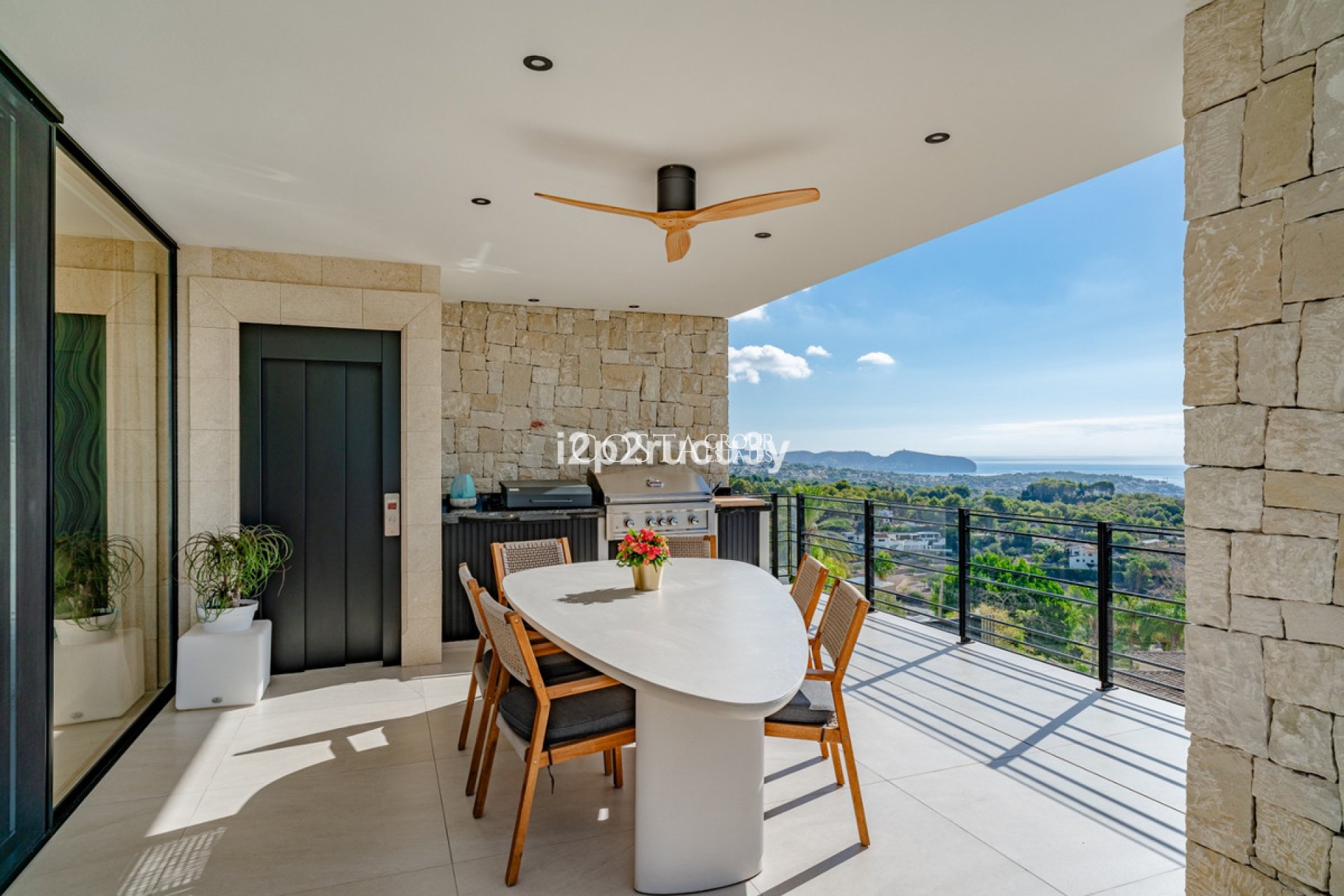 Herverkoop - Villa -
Benissa - Pedramala