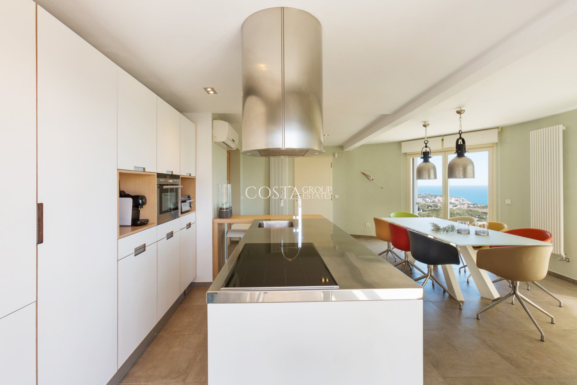 Herverkoop - Villa -
Benissa