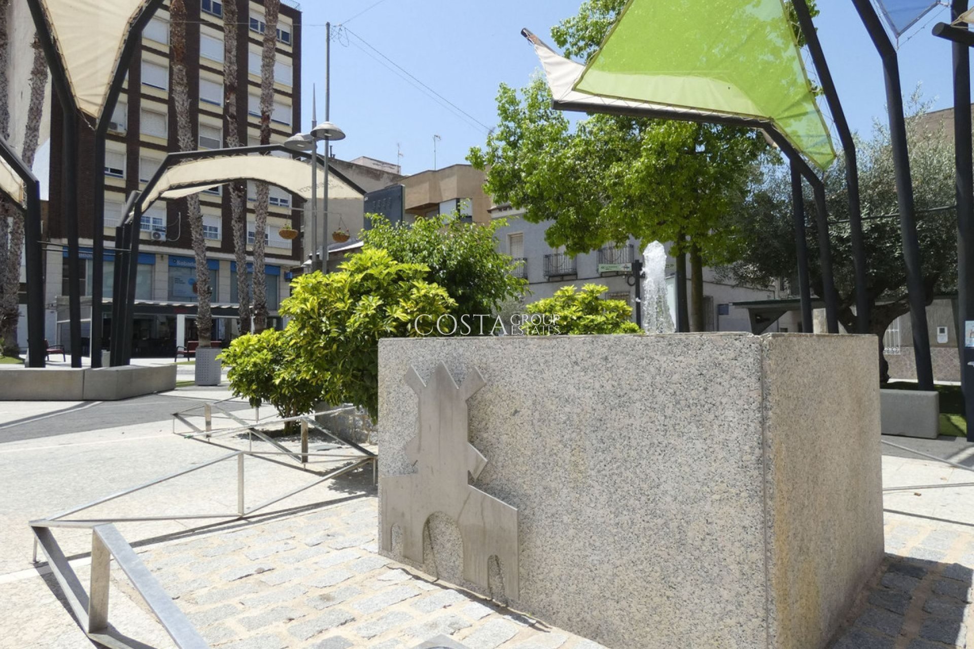 Herverkoop - Villa -
Bigastro