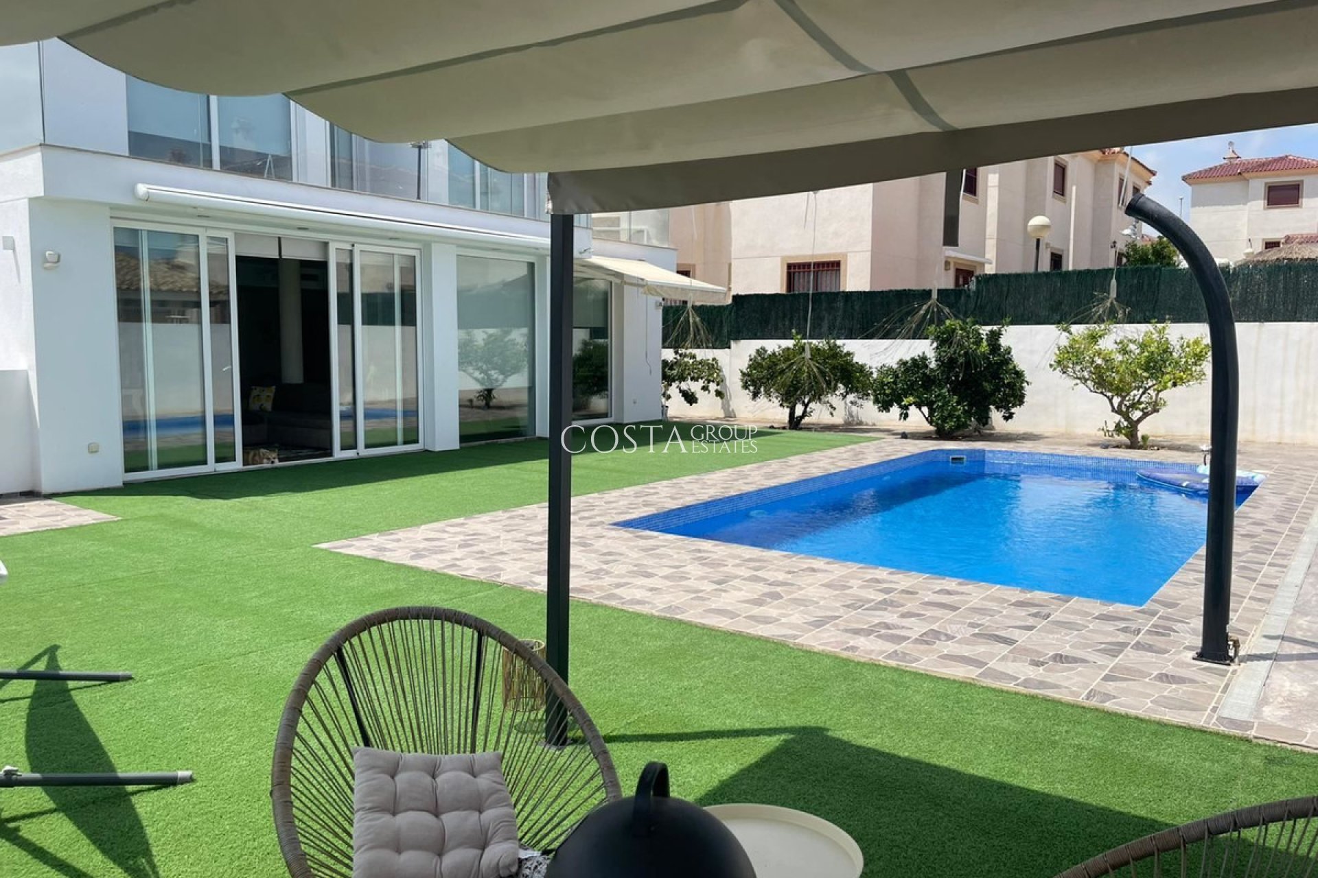 Herverkoop - Villa -
Bigastro