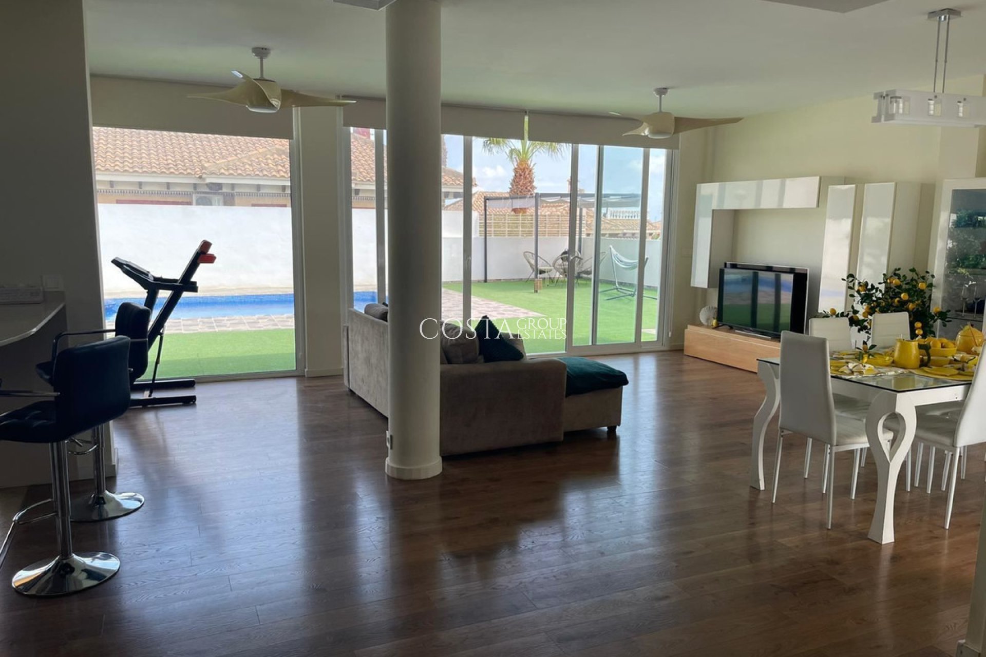 Herverkoop - Villa -
Bigastro