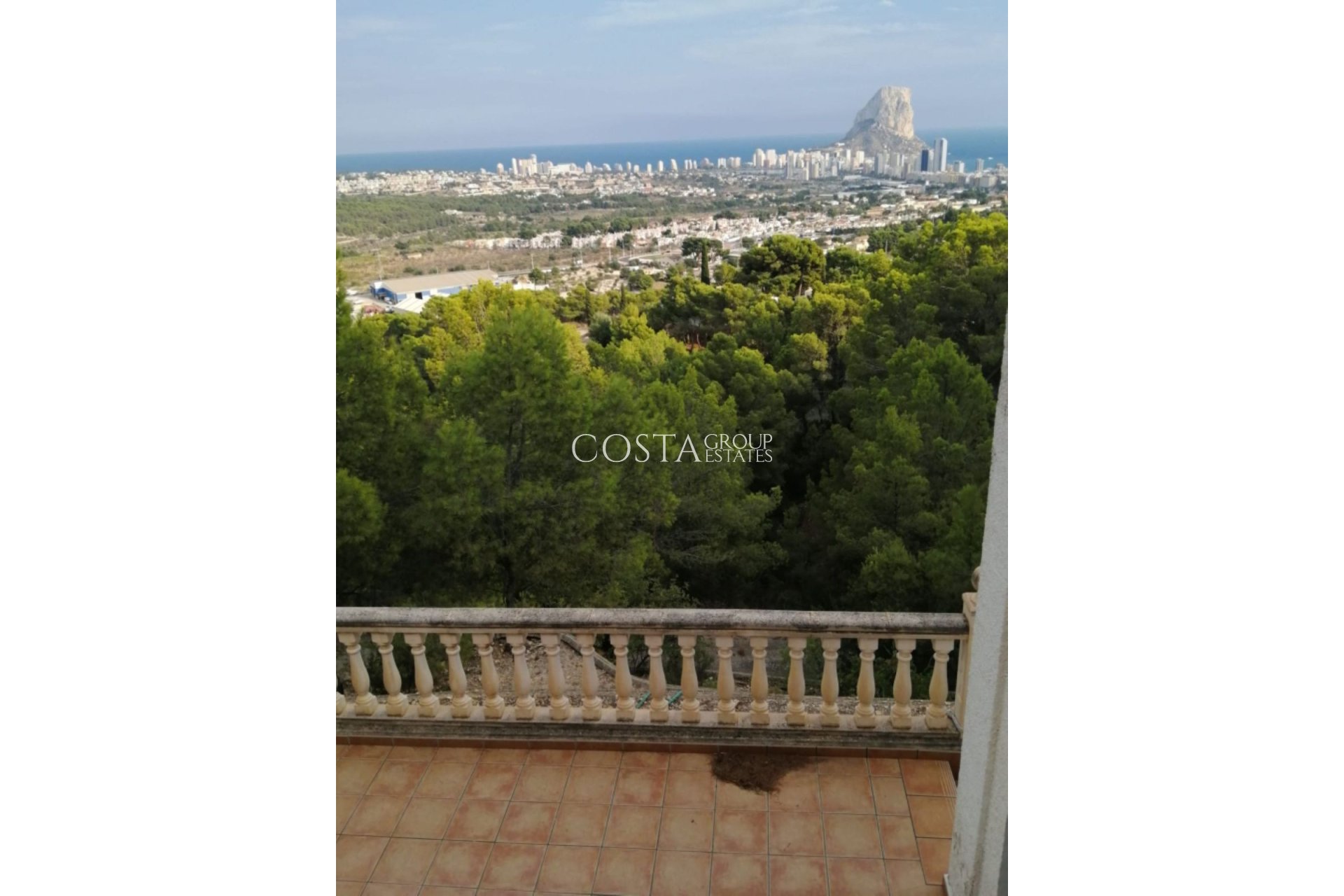 Herverkoop - Villa -
Calpe - Calpe Centro