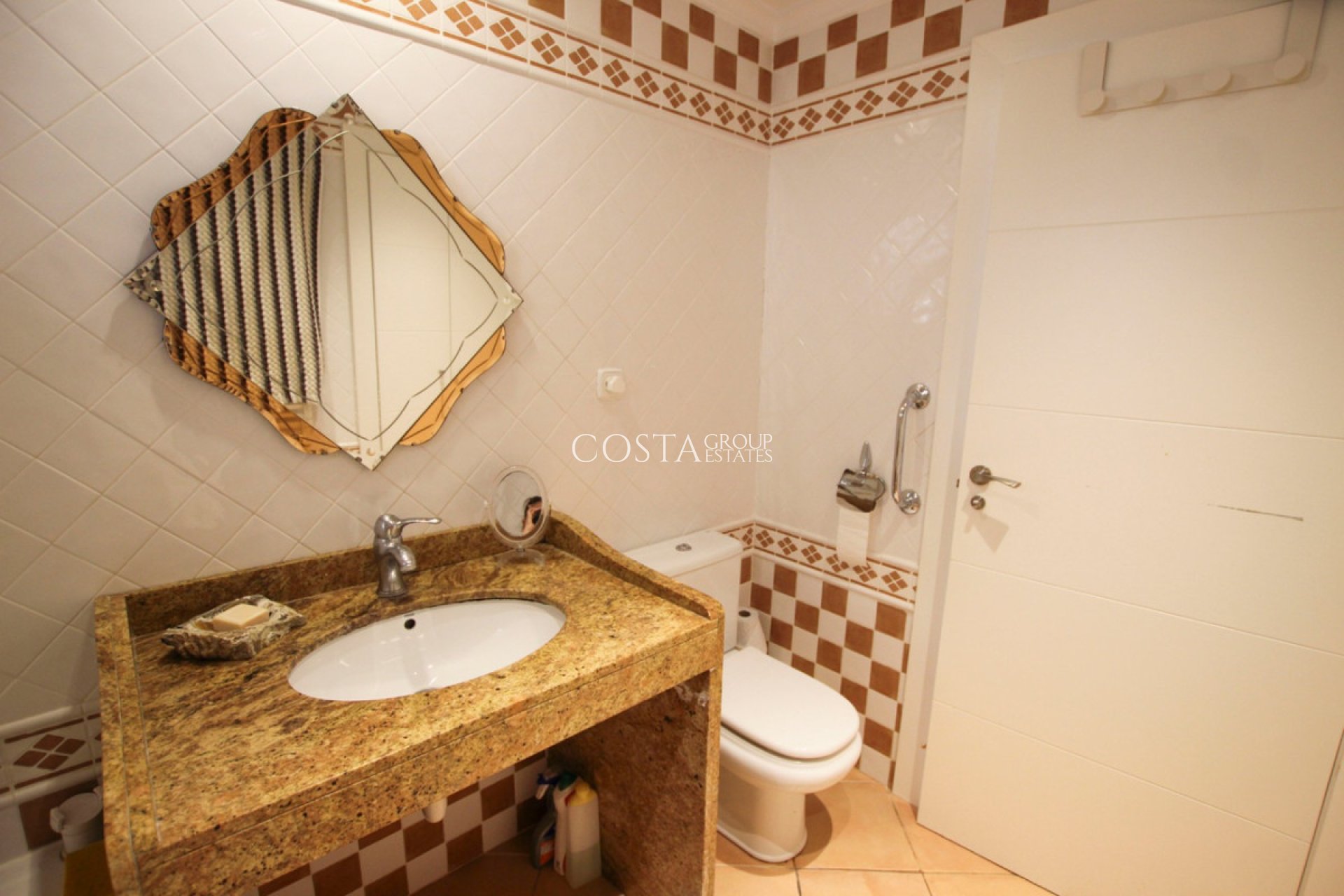 Herverkoop - Villa -
Calpe - Calpe Centro