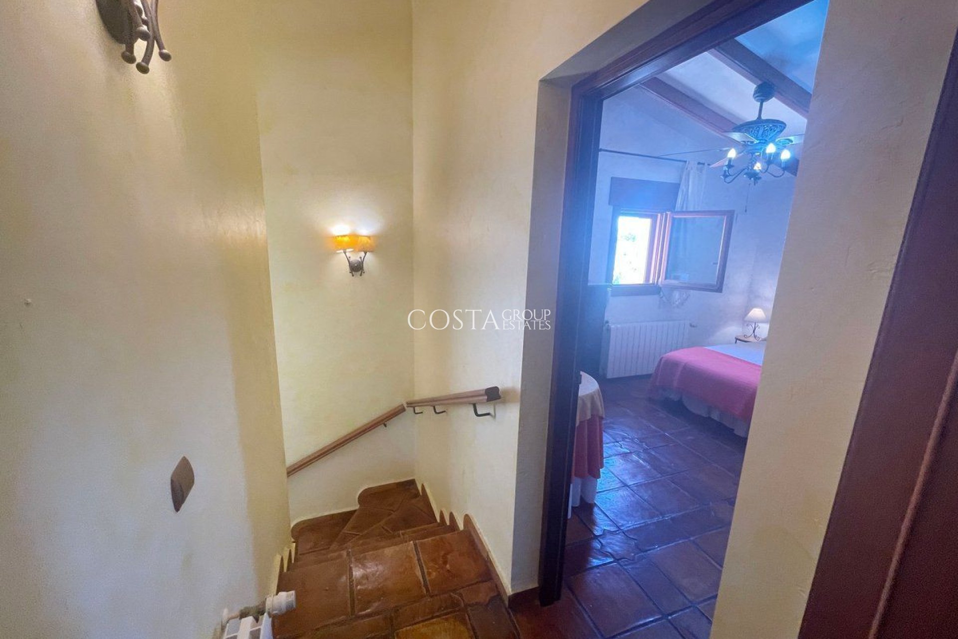 Herverkoop - Villa -
Calpe - Calpe Centro