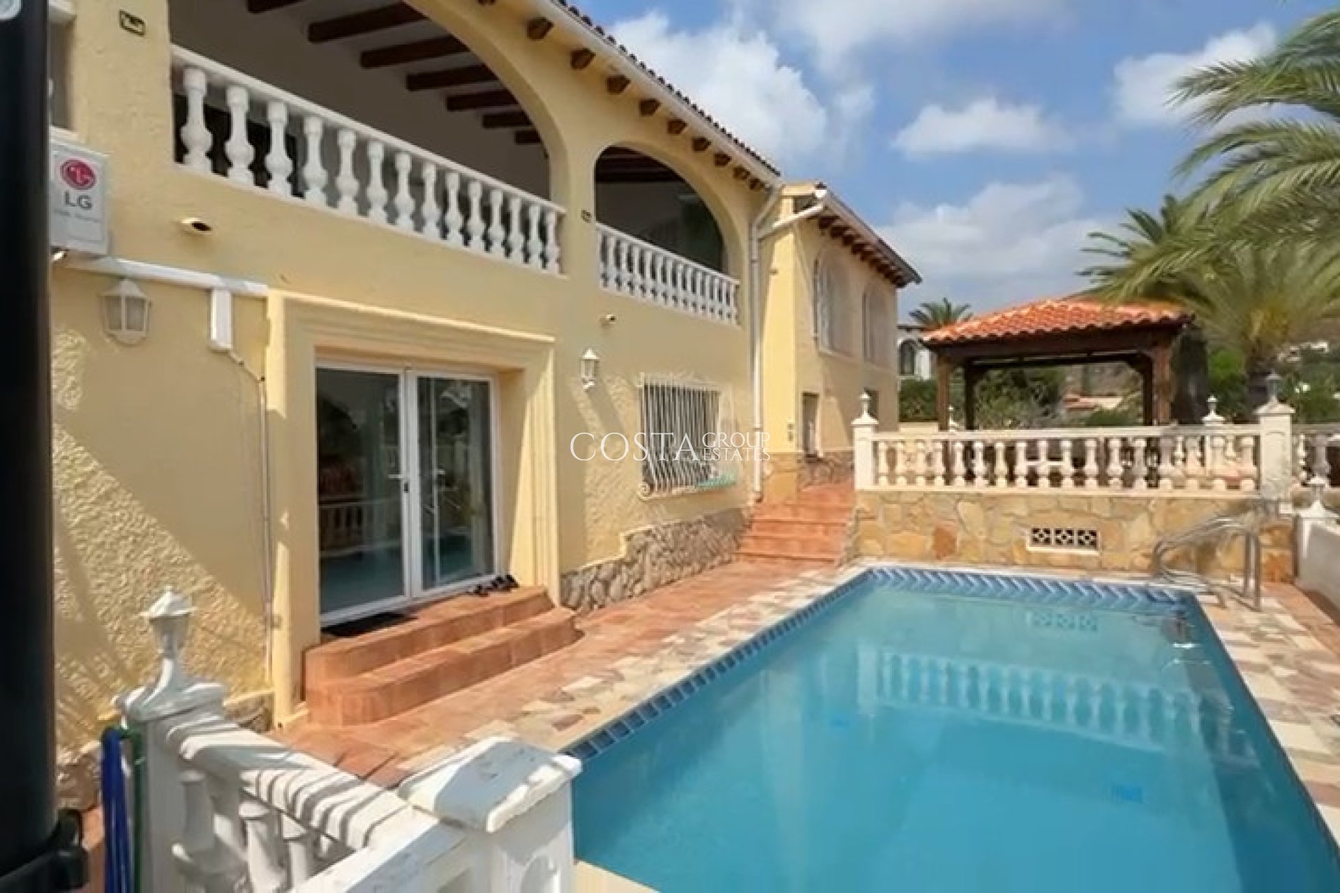 Herverkoop - Villa -
Calpe - Calpe Centro