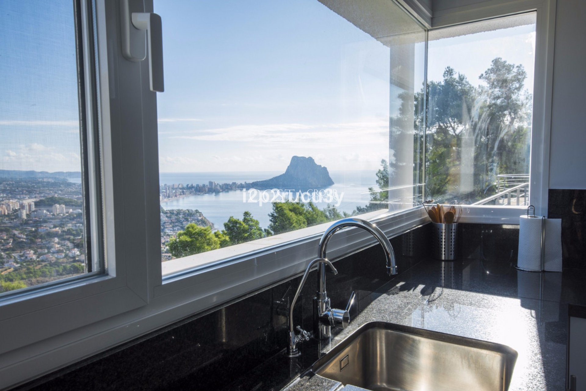 Herverkoop - Villa -
Calpe - Calpe Centro