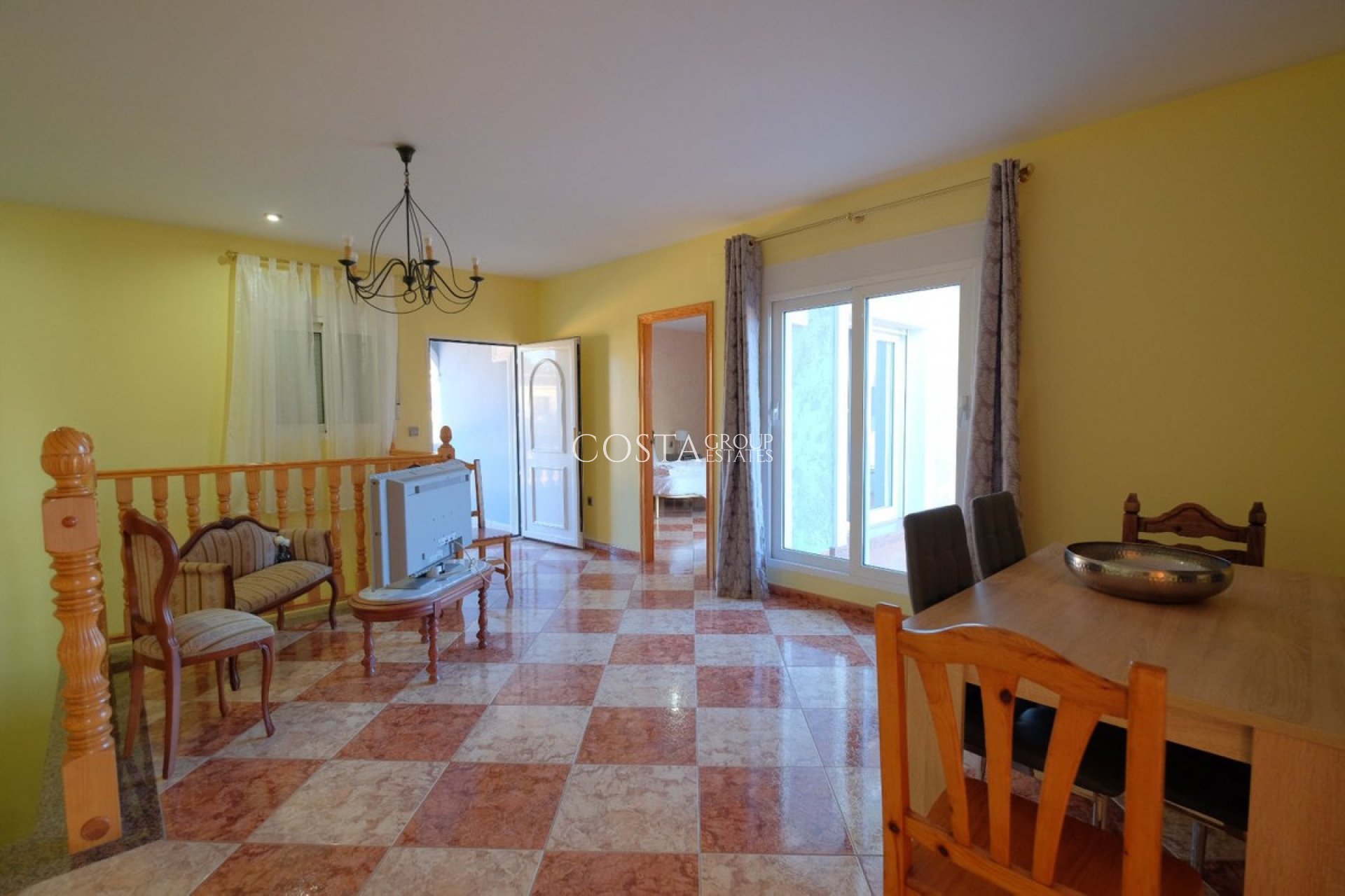 Herverkoop - Villa -
Calpe - Calpe Centro