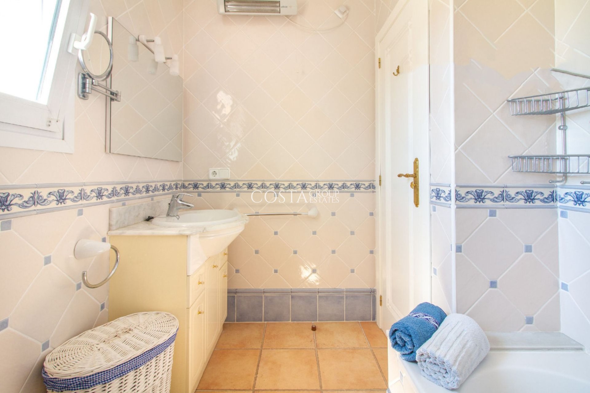 Herverkoop - Villa -
Calpe - Calpe Centro