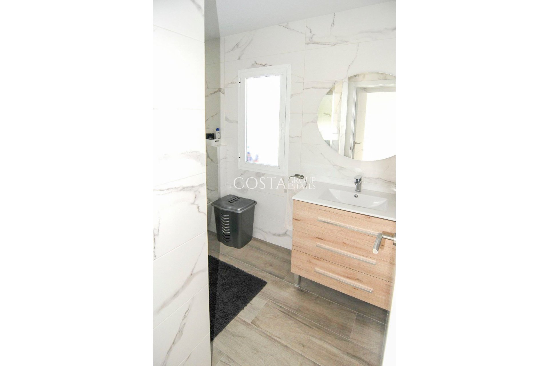 Herverkoop - Villa -
Calpe - Calpe Centro