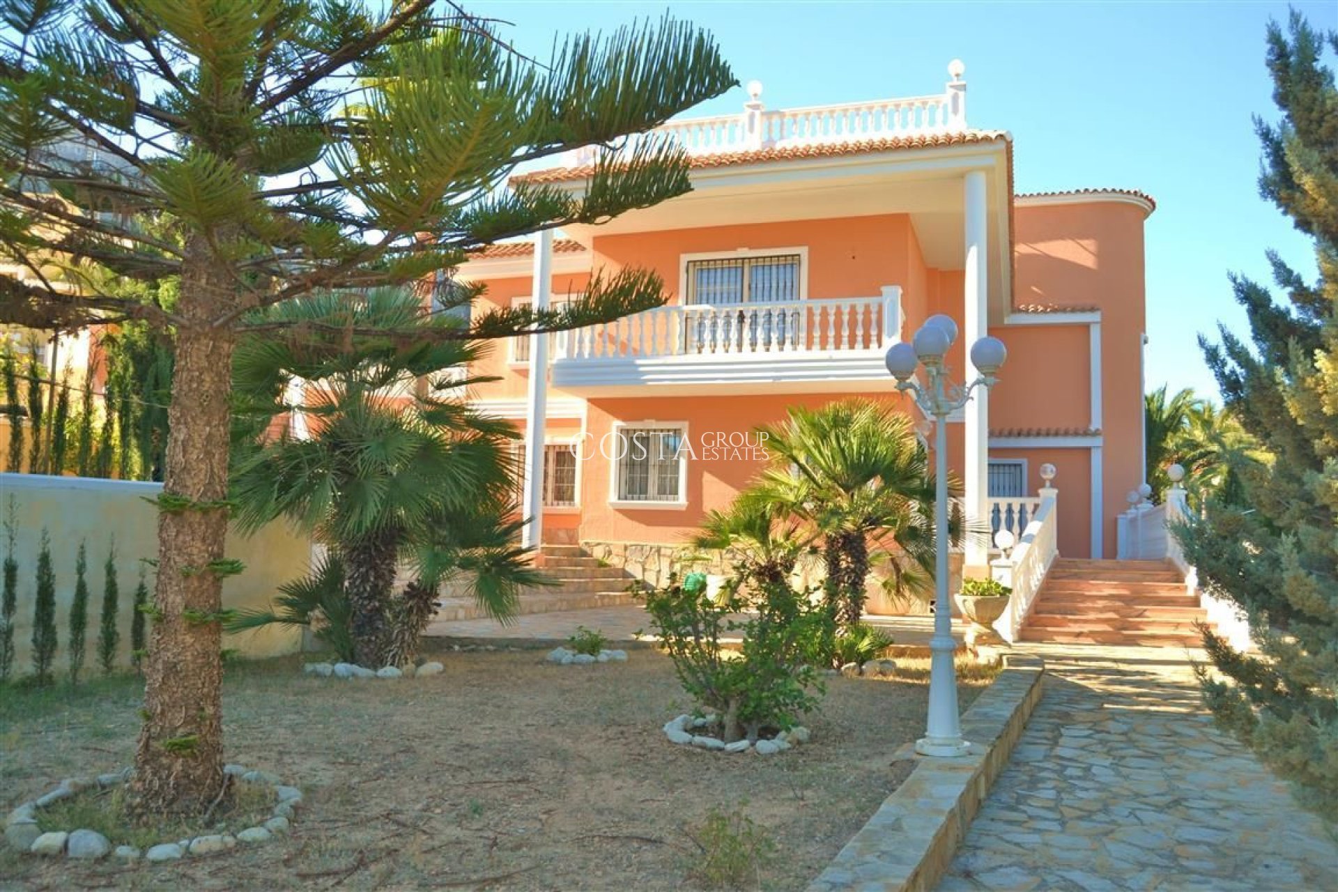 Herverkoop - Villa -
Calpe - Calpe Centro
