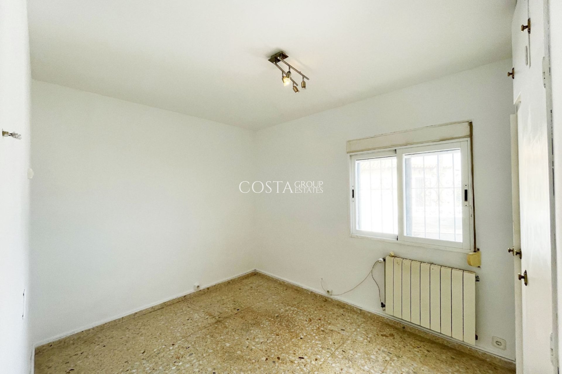 Herverkoop - Villa -
Calpe - Calpe Centro