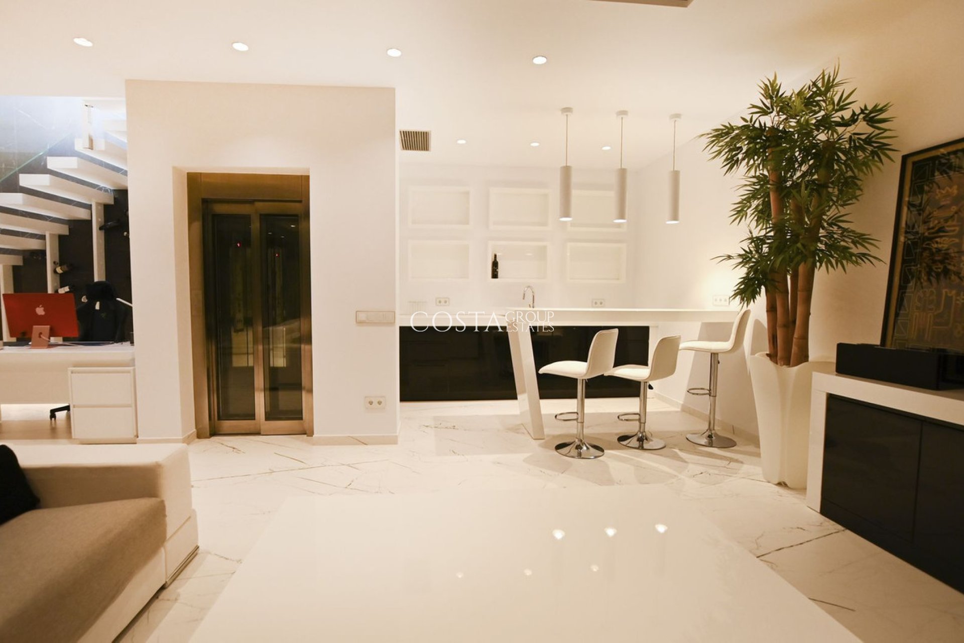 Herverkoop - Villa -
Calpe - Calpe Centro