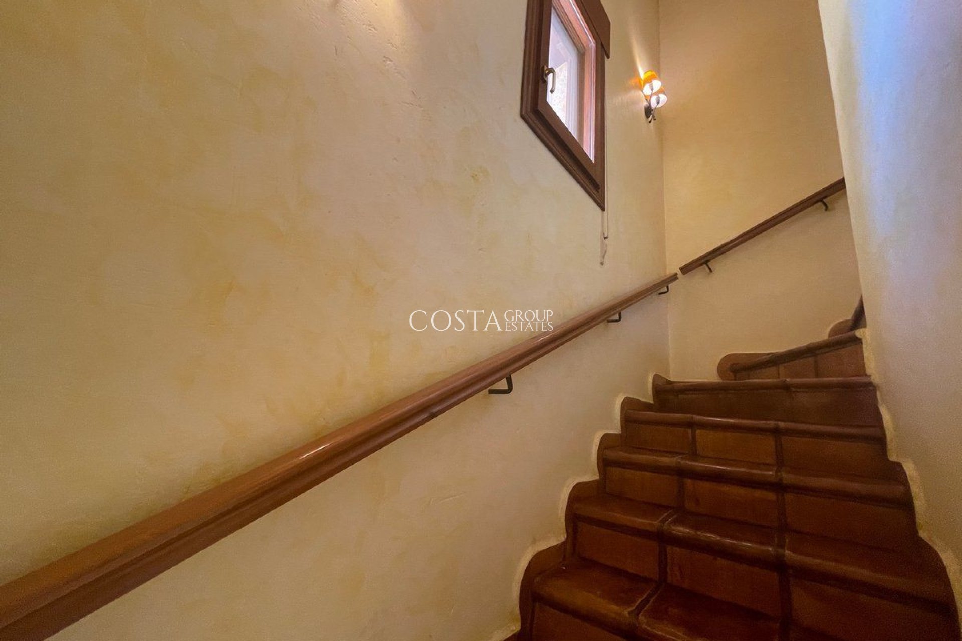 Herverkoop - Villa -
Calpe - Calpe Centro