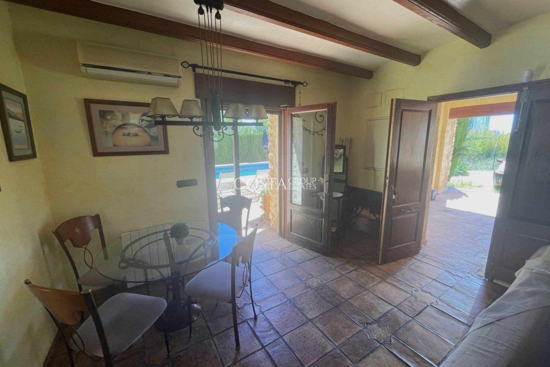 Herverkoop - Villa -
Calpe - Calpe Centro