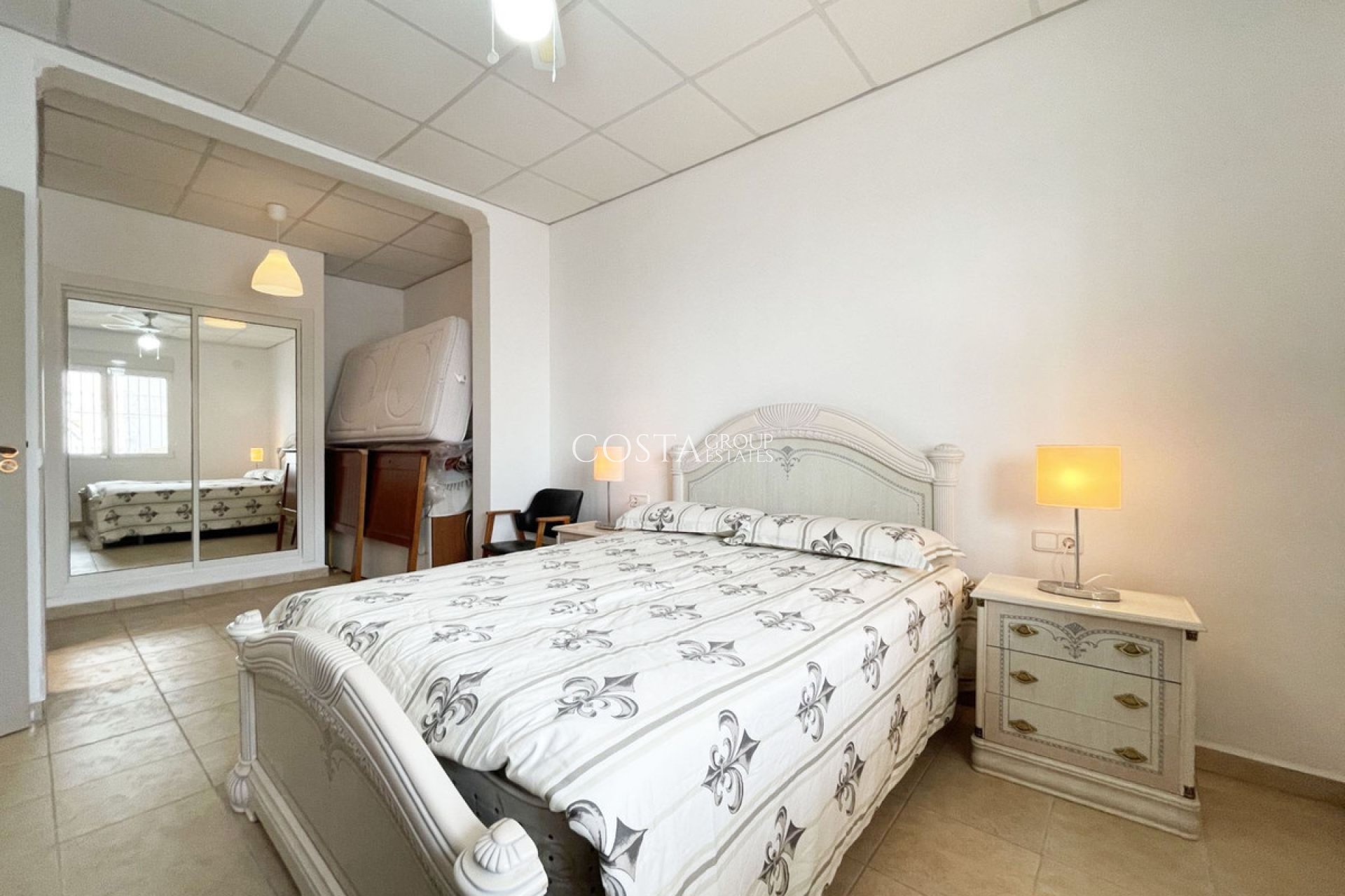 Herverkoop - Villa -
Calpe - Calpe Centro