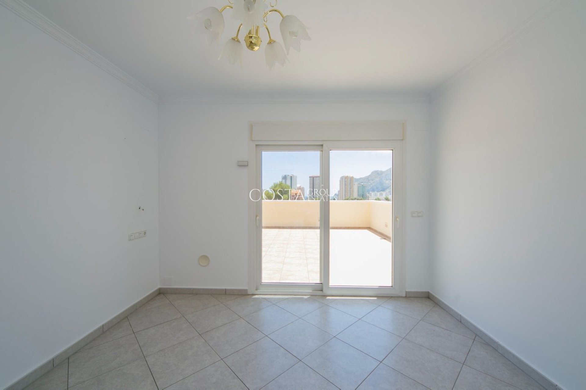 Herverkoop - Villa -
Calpe - Calpe Centro