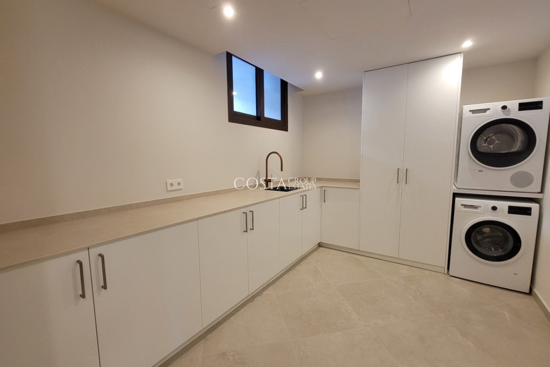 Herverkoop - Villa -
Calpe - Calpe Centro