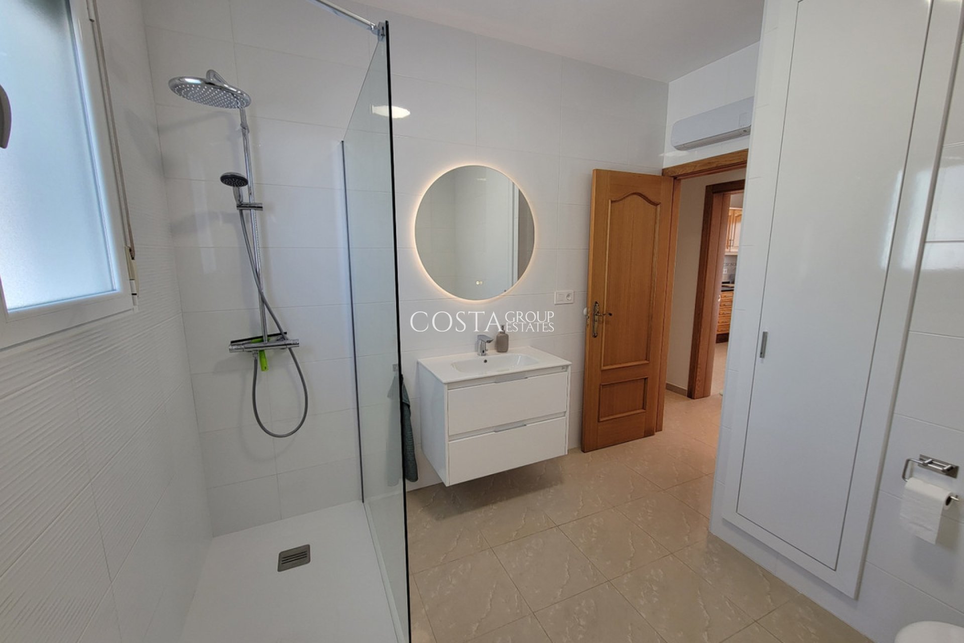 Herverkoop - Villa -
Calpe - Calpe Centro