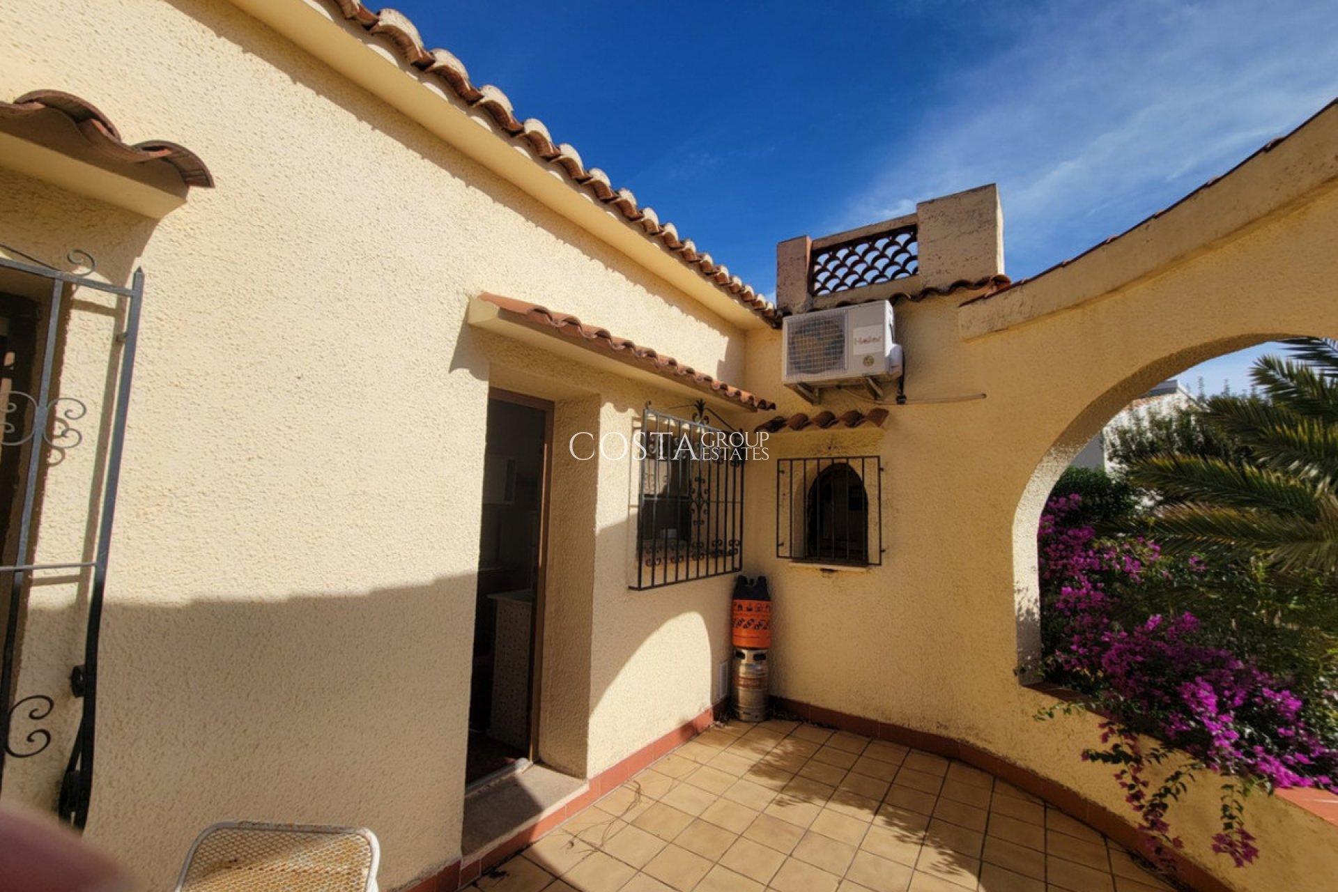 Herverkoop - Villa -
Calpe - Calpe Centro