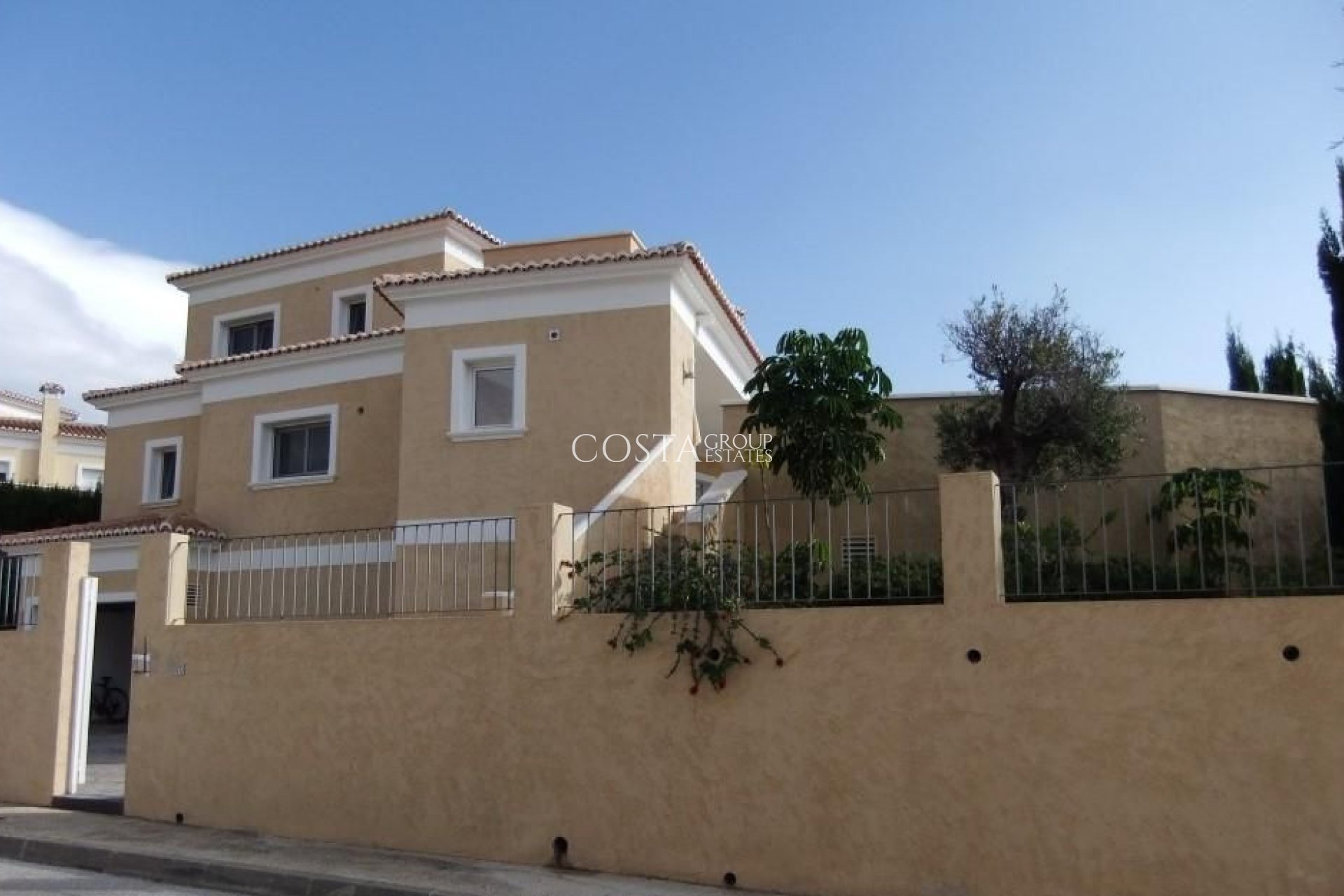 Herverkoop - Villa -
Calpe - Calpe Centro