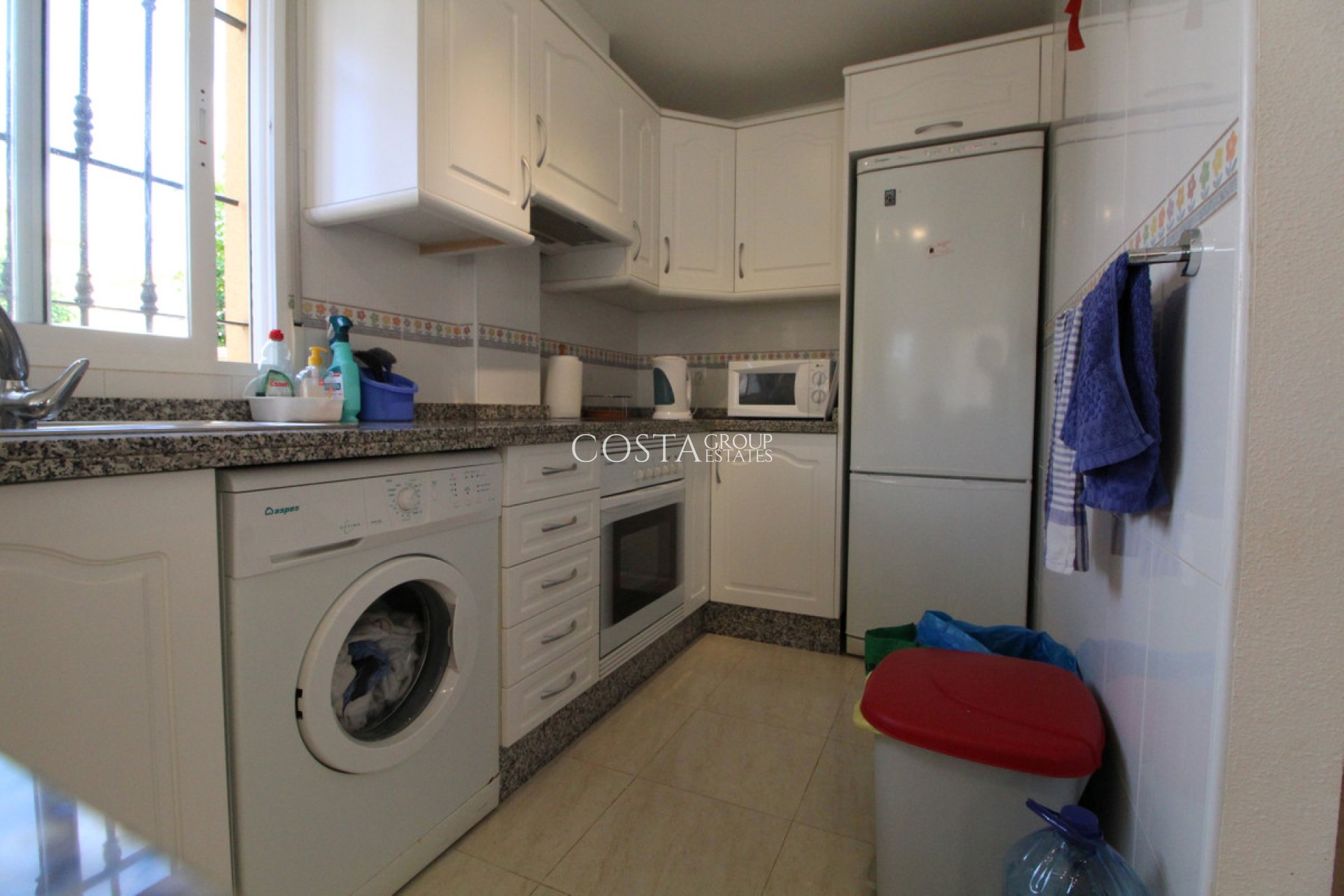 Herverkoop - Villa -
Cartagena - El Algar