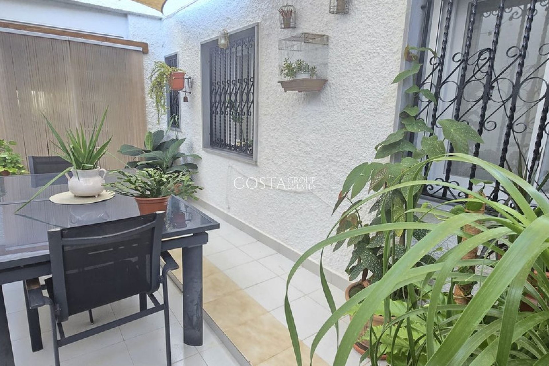 Herverkoop - Villa -
Cartagena - El Algar