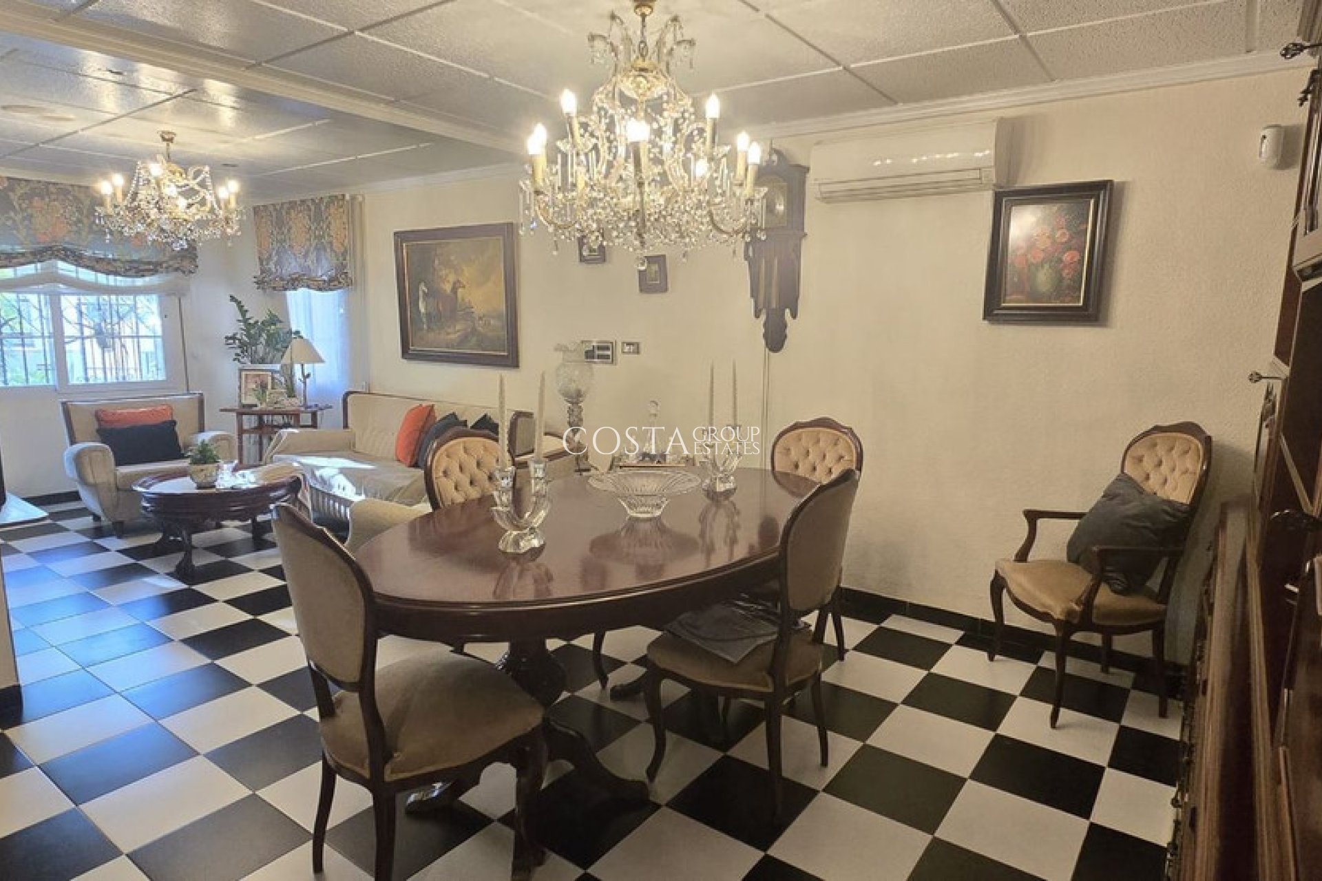 Herverkoop - Villa -
Cartagena - El Algar