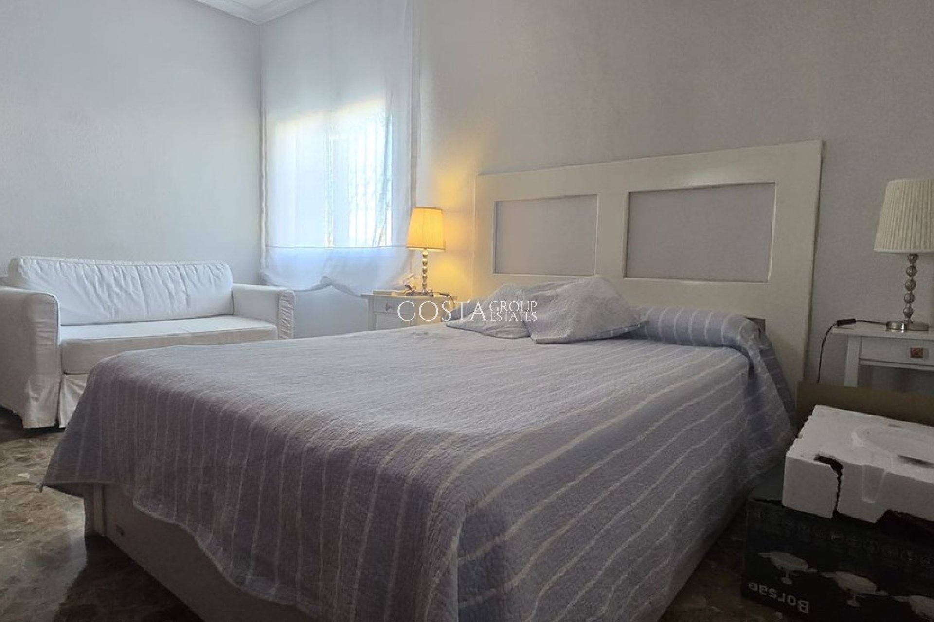 Herverkoop - Villa -
Cartagena - El Algar