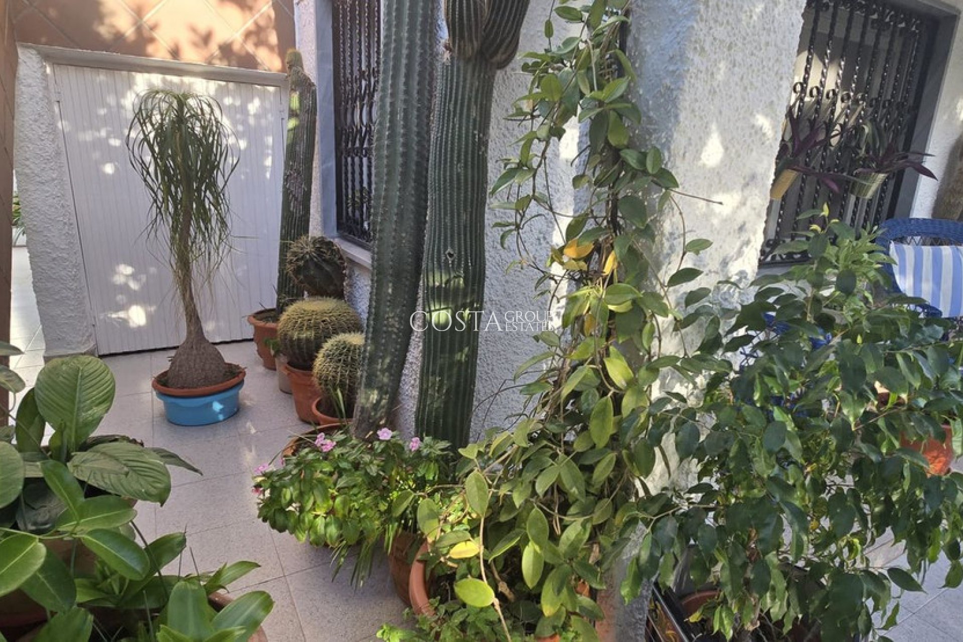 Herverkoop - Villa -
Cartagena - El Algar