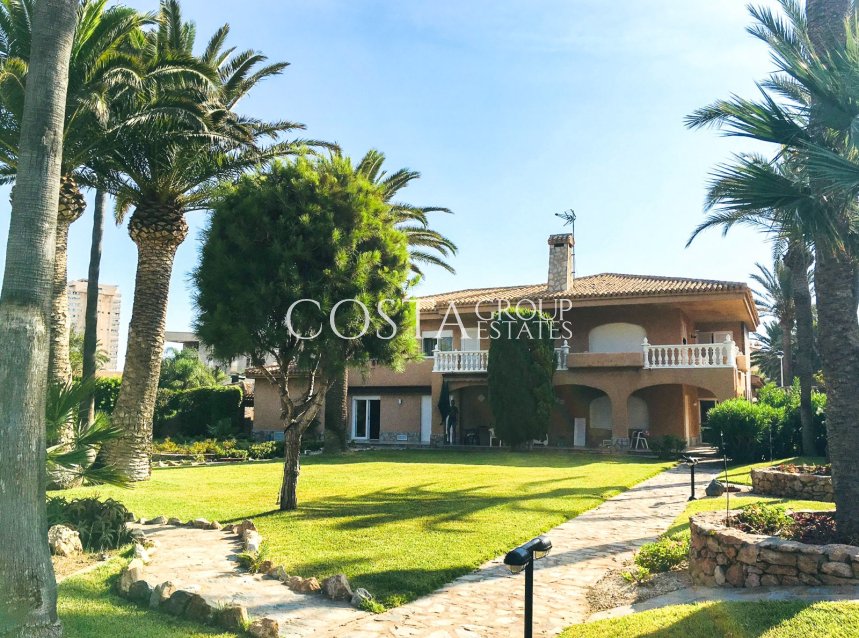 Herverkoop - Villa -
Cartagena - La Manga del Mar Menor