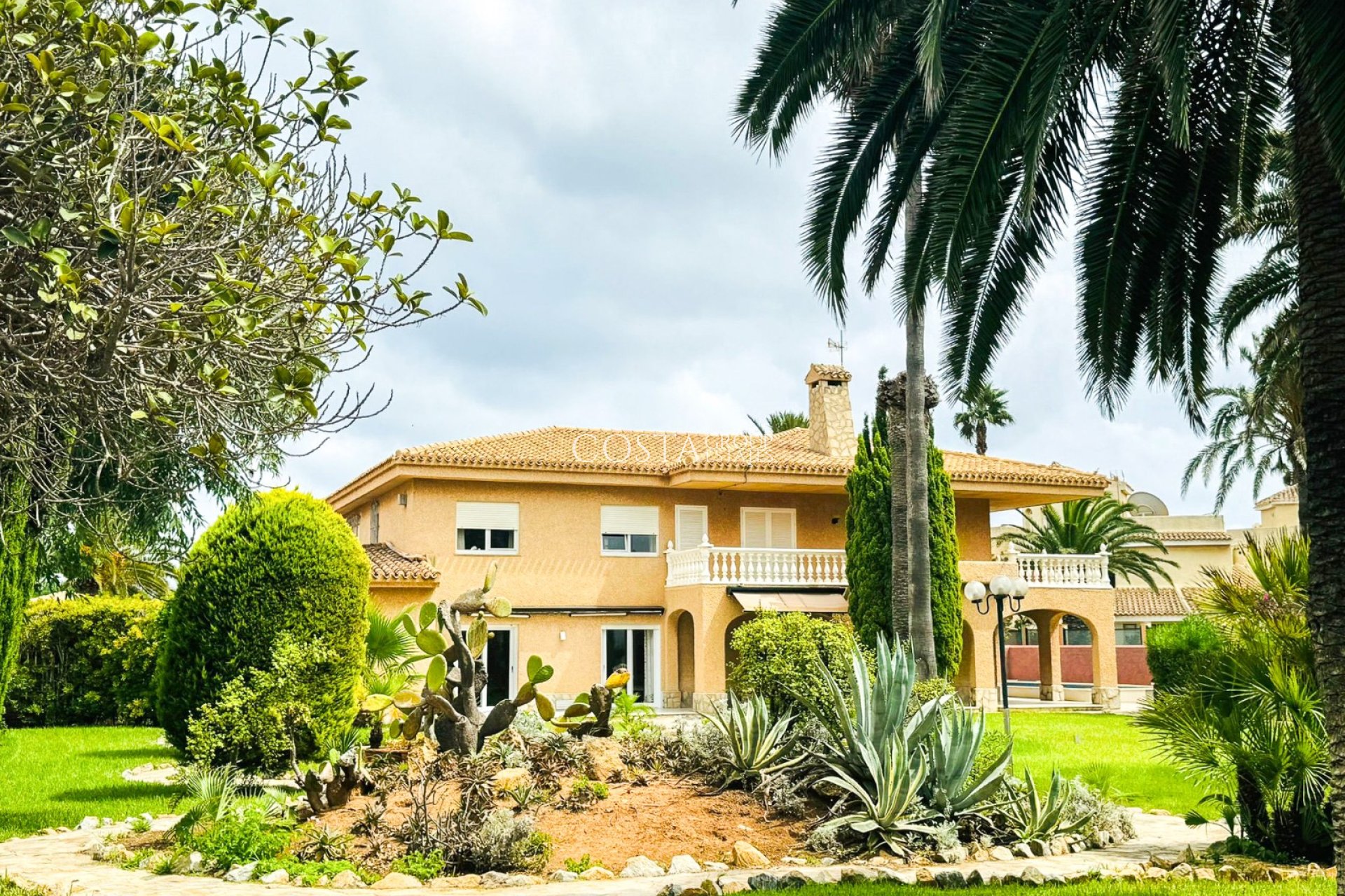 Herverkoop - Villa -
Cartagena - La Manga del Mar Menor