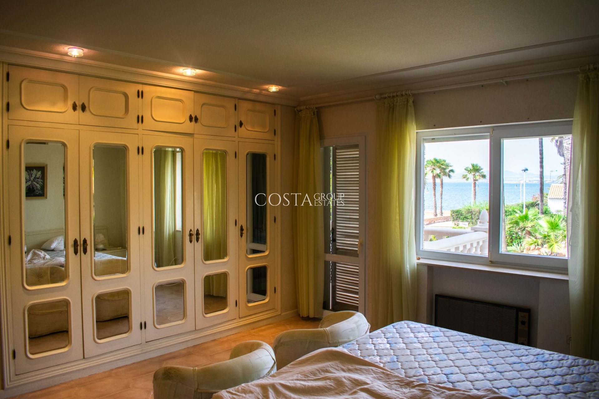 Herverkoop - Villa -
Cartagena - La Manga del Mar Menor