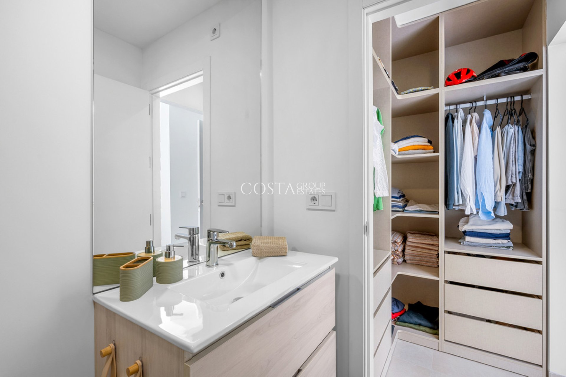 Herverkoop - Villa -
Cartagena - Mar De Cristal