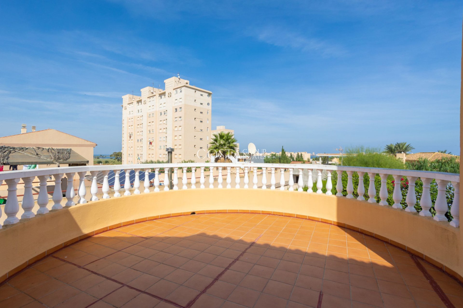 Herverkoop - Villa -
Cartagena - Playa Honda