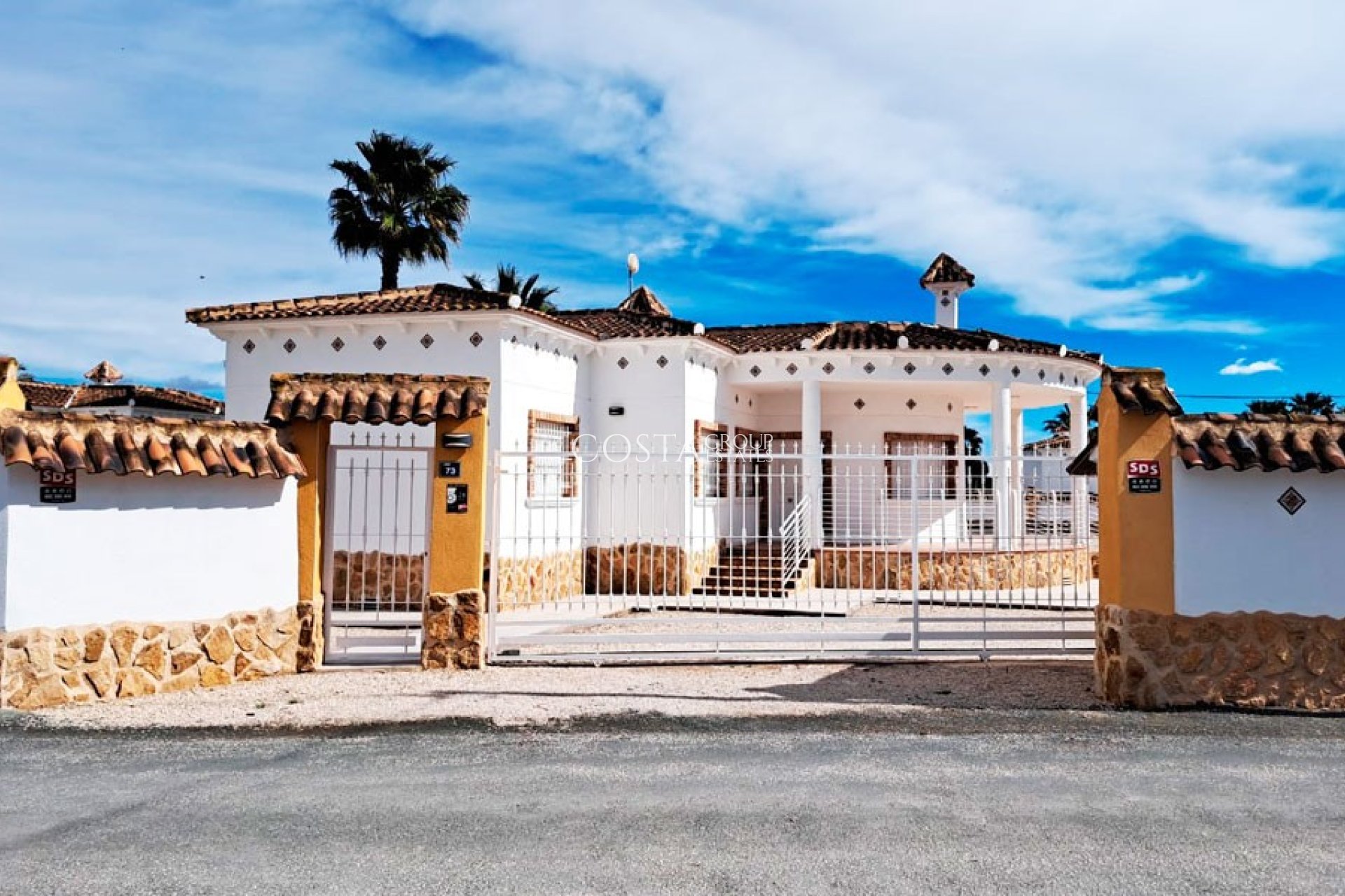 Herverkoop - Villa -
Catral - Catral - Country